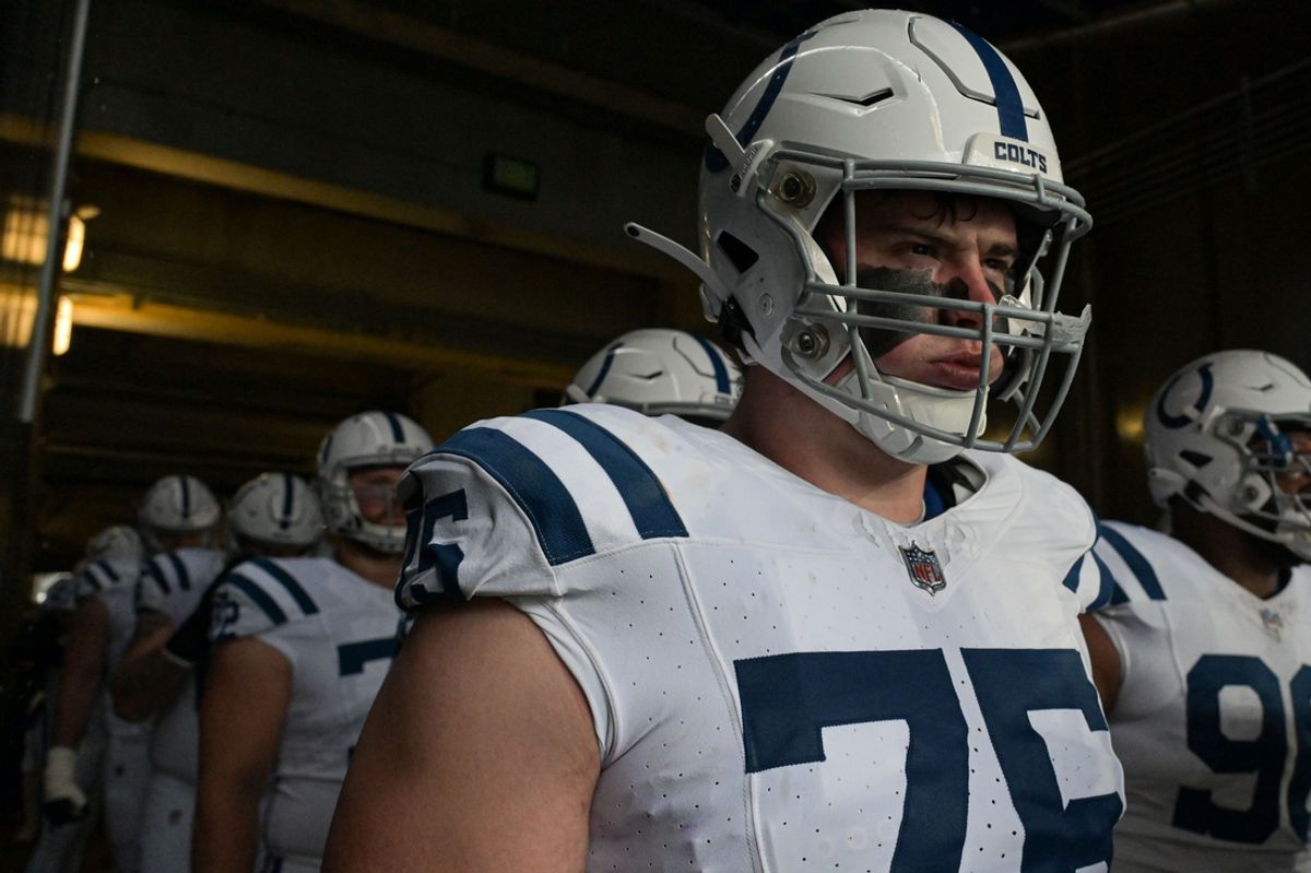 Sep 24, 2023; Baltimore, Maryland, USA; Indianapolis Colts guard Will Fries (75) stands with teammates before the game against the Baltimore Ravens at M&T Bank Stadium. Mandatory Credit: Tommy Gilligan-Imagn Images
