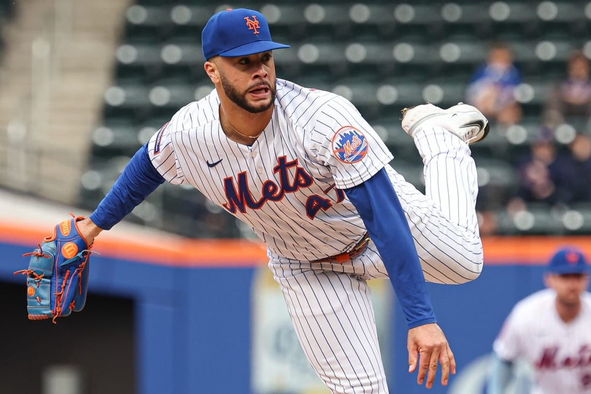 Sep 27, 2023; New York City, New York, USA; New York Mets starting pitcher Joey Lucchesi (47) delivers a pitch during the third inning against the Miami Marlins at Citi Field. Mandatory Credit: Vincent Carchietta-USA TODAY Sports