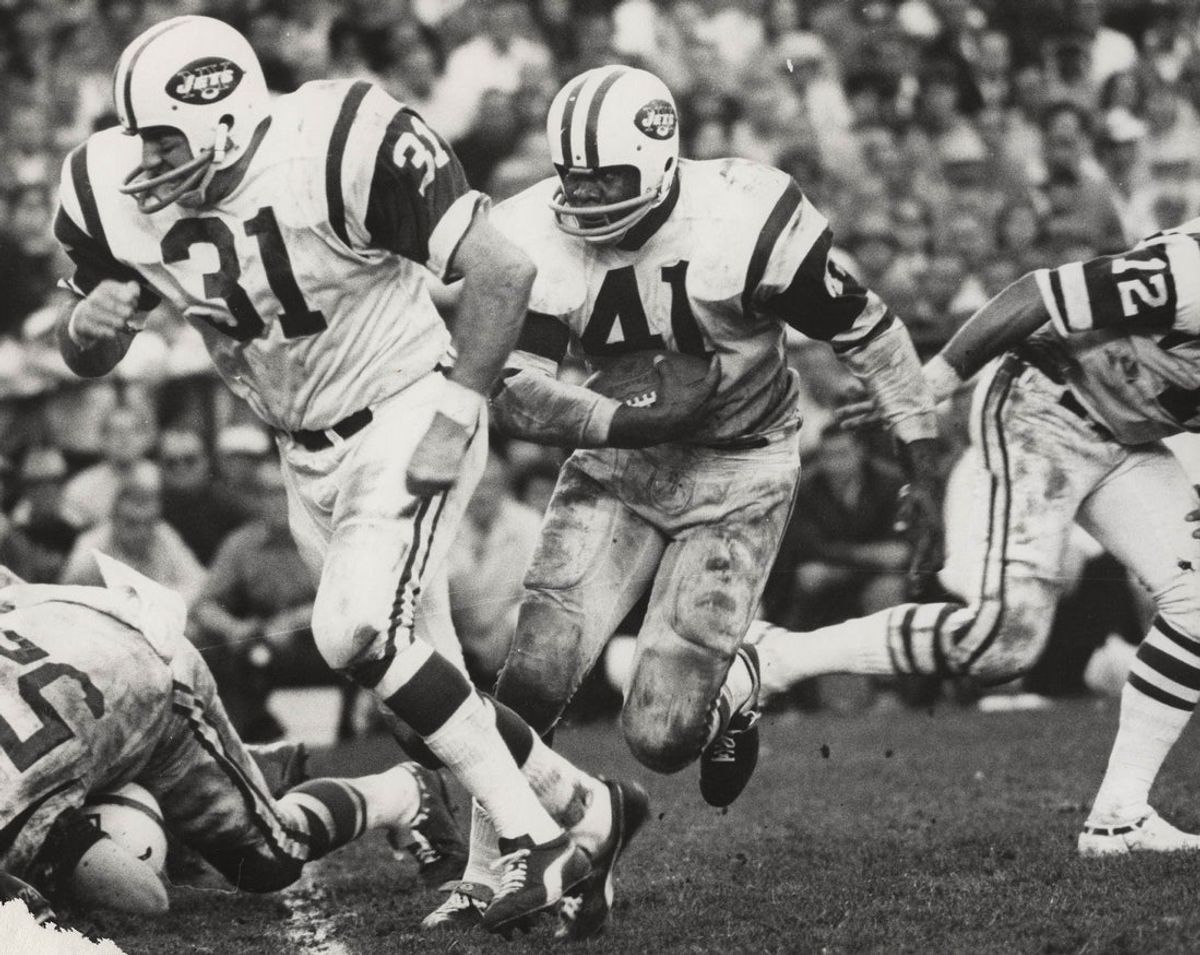 Jan 12, 1969; Miami, FL, USA; FILE PHOTO New York Jets running back #41 Matt Snell in action during Super Bowl III against the Baltimore Colts.  Snell ran 31 times for 121 yards as the Jets defeated the Colts 16-7. Mandatory Credit: Photo By Malcolm Emmons-Imagn Images