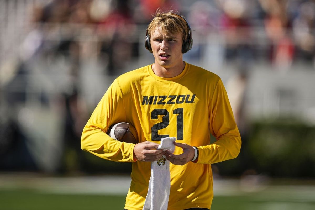 Missouri Tigers quarterback Sam Horn (21) on the field before the game against the Georgia Bulldogs at Sanford Stadium. Mandatory Credit: Dale Zanine-Imagn Images