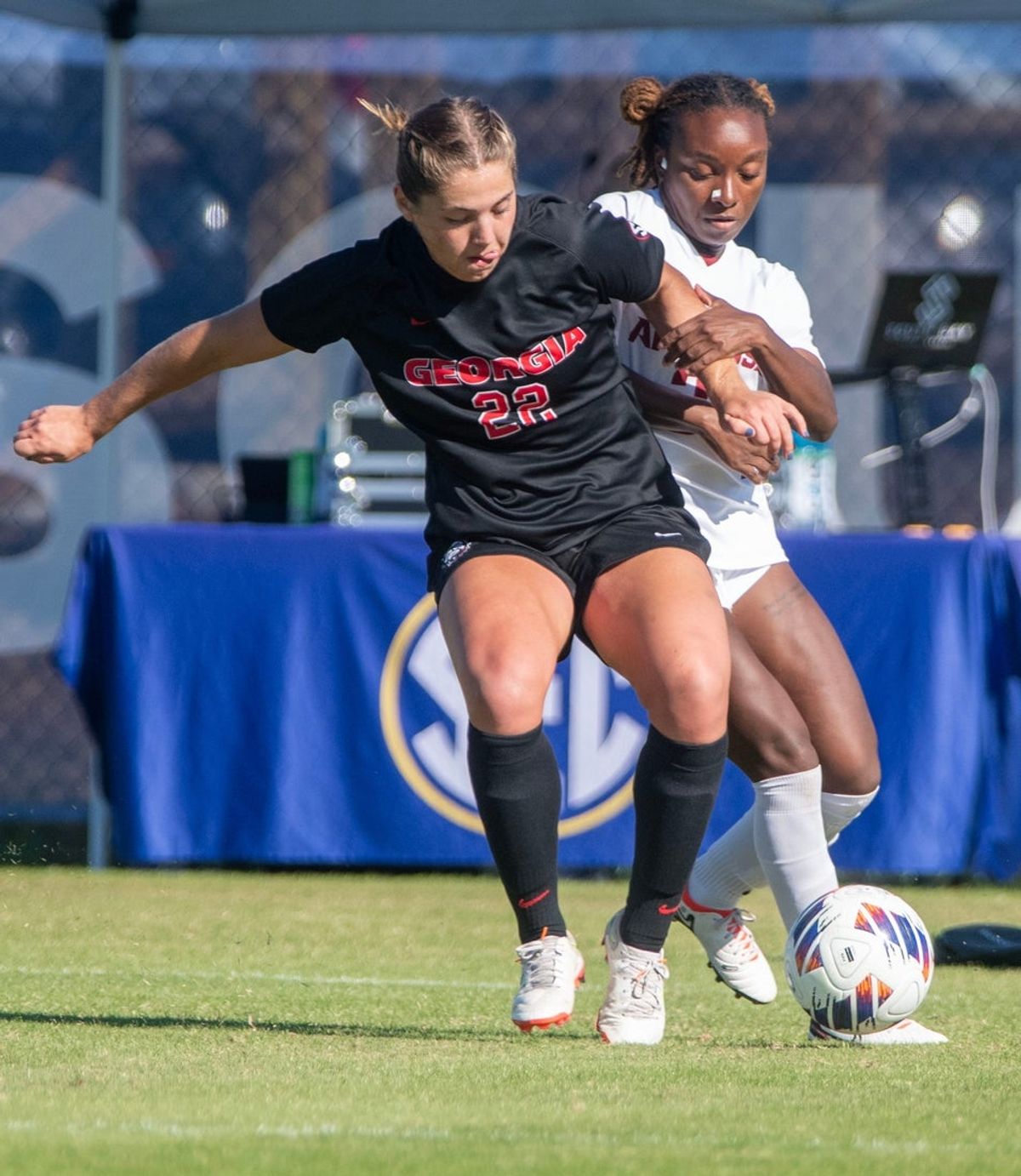Georgia's Cate Hardin (22) gains control of the ball during the SEC Soccer Championship Game Sunday, November 5, 2023 at Ashton Brosnaham Soccer Complex. Georgia defeated Arkansas 1-0 for the win.