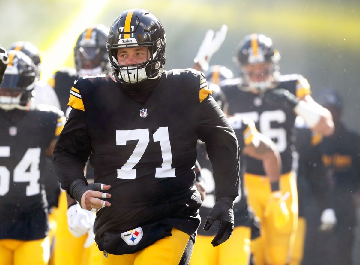 Nov 12, 2023; Pittsburgh, Pennsylvania, USA;  Pittsburgh Steelers guard Nate Herbig (71) takes the field against the Green Bay Packers at Acrisure Stadium. Mandatory Credit: Charles LeClaire-USA TODAY Sports
