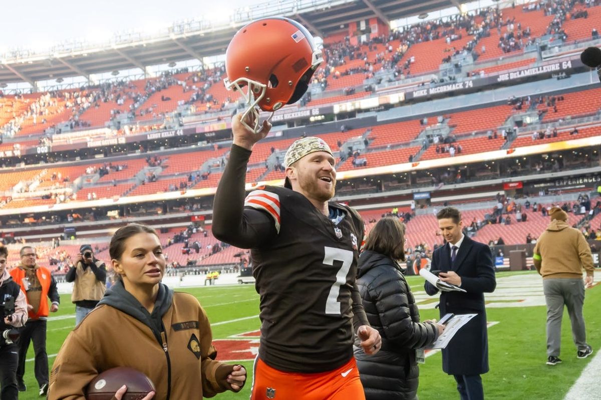 Nov 19, 2023; Cleveland, Ohio, USA; Cleveland Browns place kicker Dustin Hopkins (7) walks off the field after the Browns beat the Pittsburgh Steelers at Cleveland Browns Stadium. Hopkins kicked the game winning field goal. Mandatory Credit: Ken Blaze-USA TODAY Sports