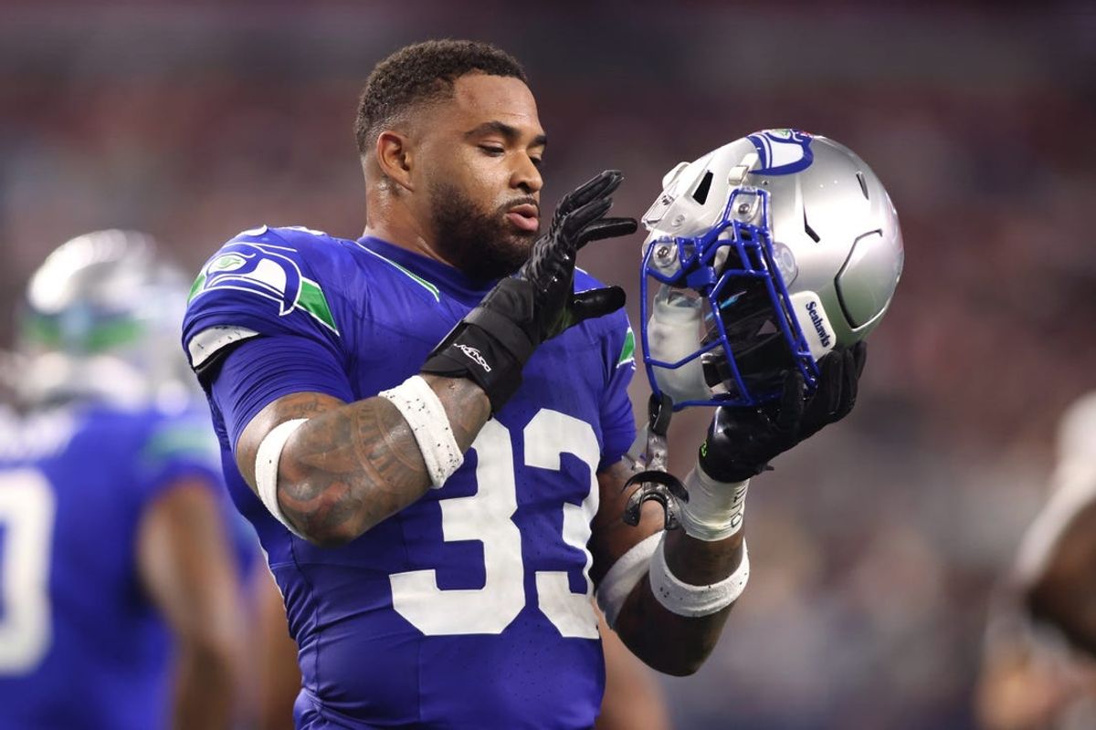 Nov 30, 2023; Arlington, Texas, USA; Seattle Seahawks safety Jamal Adams (33) during the first half against the Dallas Cowboys at AT&T Stadium. Mandatory Credit: Tim Heitman-USA TODAY Sports