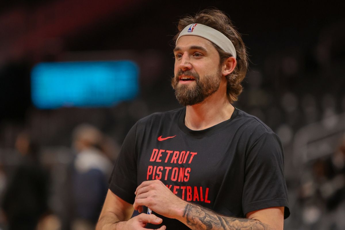 Dec 18, 2023; Atlanta, Georgia, USA; Detroit Pistons forward Joe Harris (31) prepares for a game against the Atlanta Hawks at State Farm Arena. Mandatory Credit: Brett Davis-USA TODAY Sports