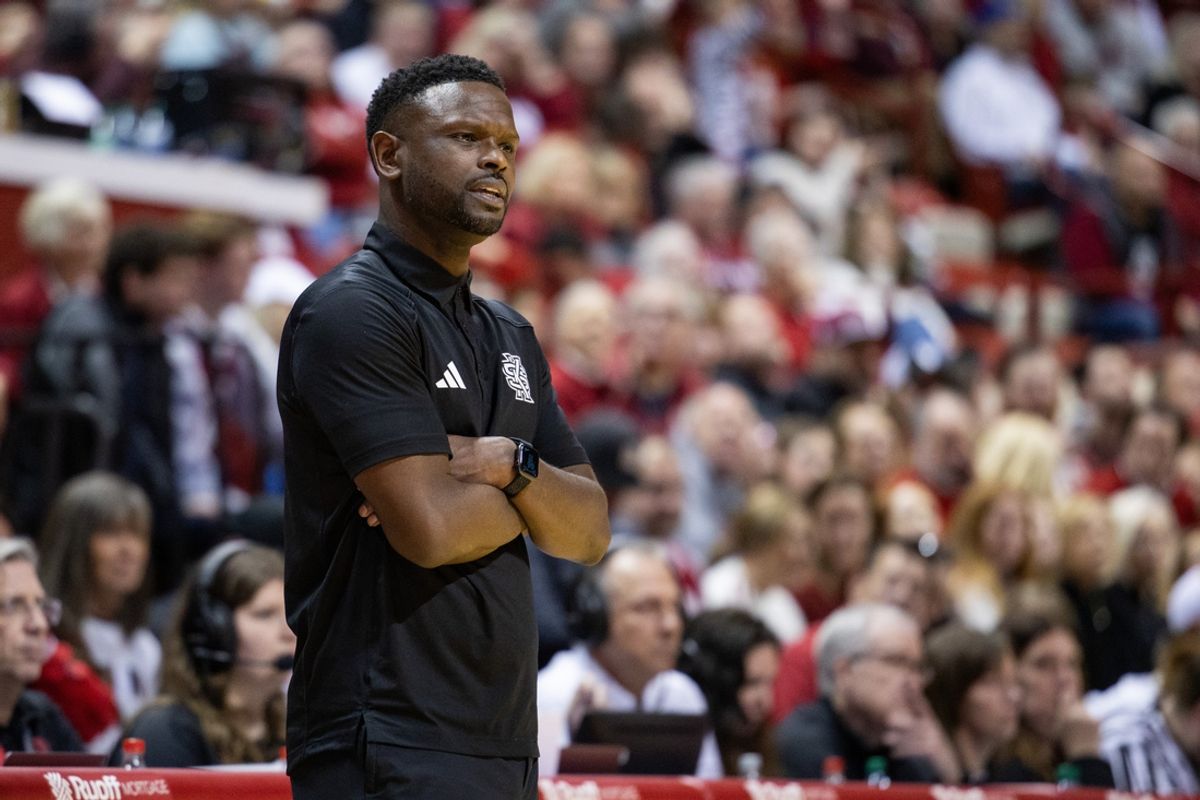 Dec 29, 2023; Bloomington, Indiana, USA; Kennesaw State Owls head coach Antoine Pettway in the first half against the Indiana Hoosiers at Simon Skjodt Assembly Hall. Mandatory Credit: Trevor Ruszkowski-Imagn Images
