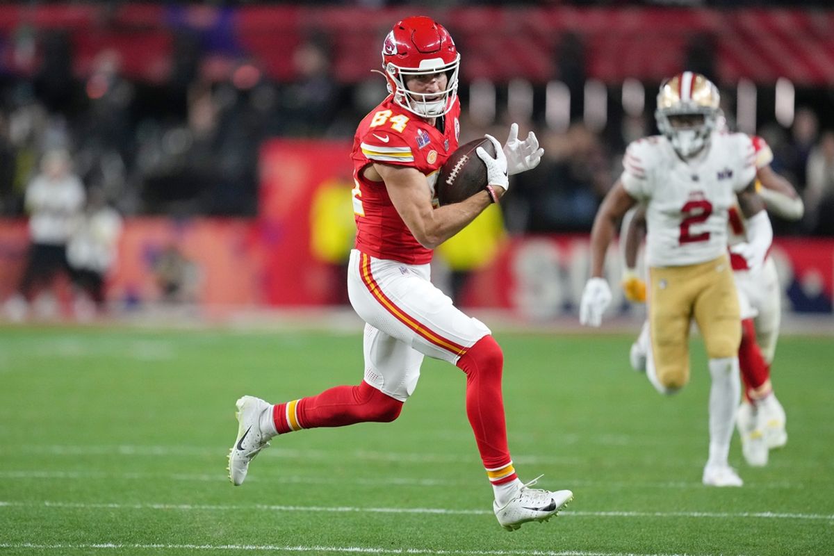 Feb 11, 2024; Paradise, Nevada, USA; Kansas City Chiefs wide receiver Justin Watson (84) makes a catch against the Kansas City Chiefs during the fourth quarter of Super Bowl LVIII at Allegiant Stadium. Mandatory Credit: Kirby Lee-USA TODAY Sports