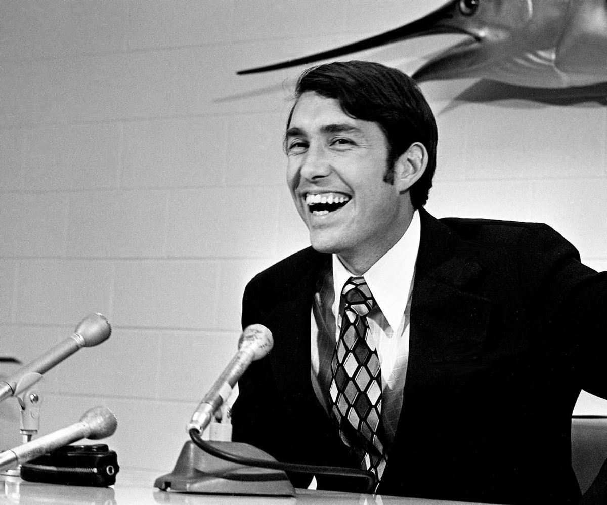 Steve Sloan is all smiles as he meets the press and supporters during a press conference Feb. 15, 1973, which he was introduce as the new head football coach for the Vanderbilt Commodores.

73then02 033c
