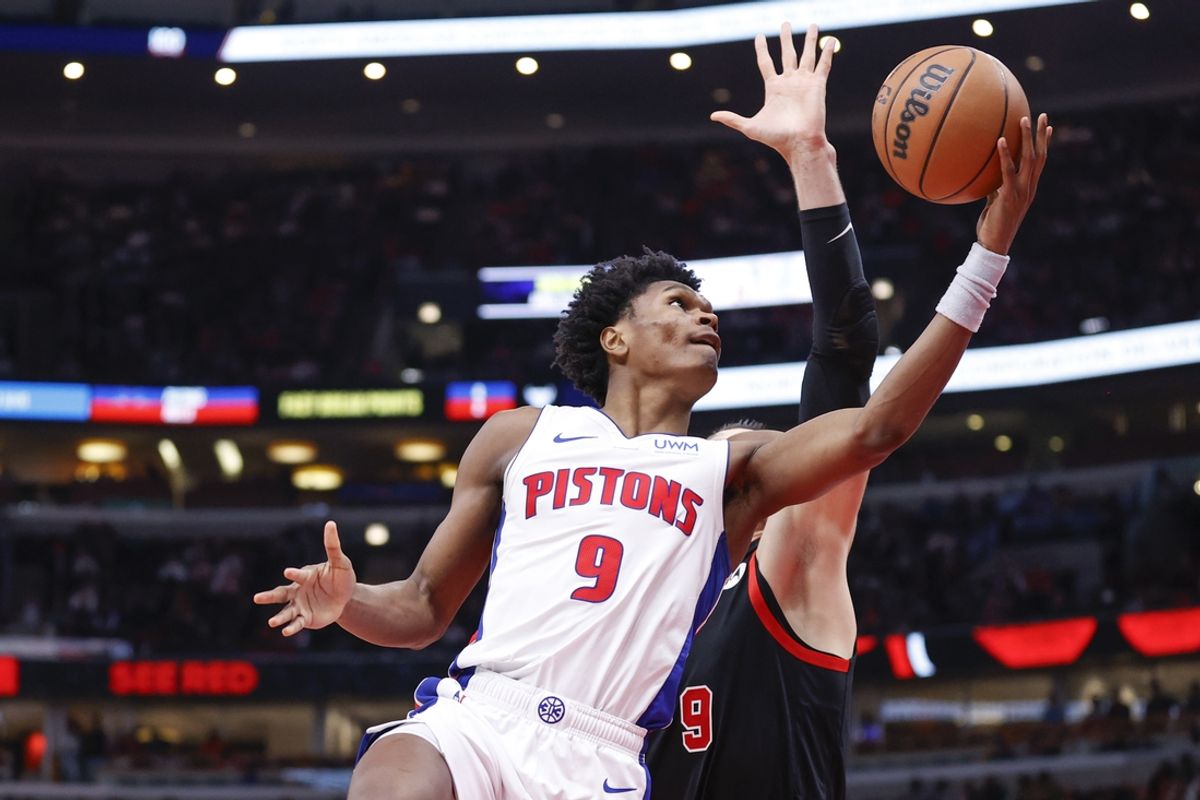 Feb 27, 2024; Chicago, Illinois, USA; Detroit Pistons forward Ausar Thompson (9) goes to the basket against the Chicago Bulls during the first half at United Center. Mandatory Credit: Kamil Krzaczynski-Imagn Images