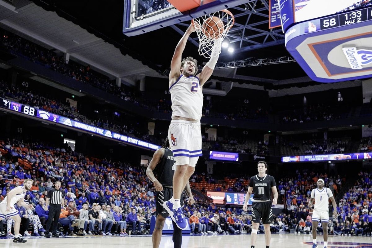 Mar 5, 2024; Boise, Idaho, USA; Boise State Broncos forward Tyson Degenhart (2) dunks during the second half against the Nevada Wolf Pack at ExtraMile Arena. Nevada beats Boise Statwe 76-66. Mandatory Credit: Brian Losness-Imagn Images