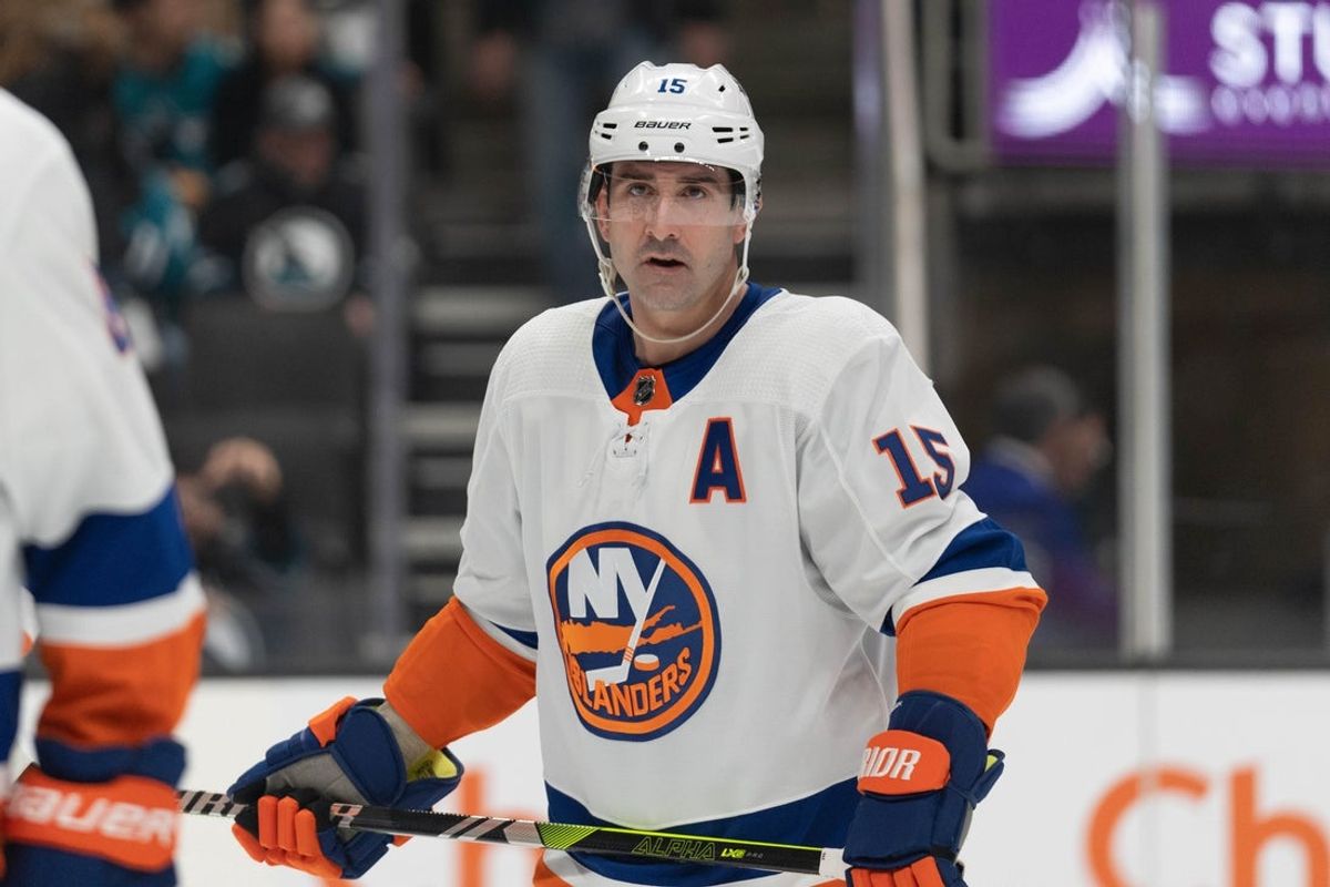Mar 7, 2024; San Jose, California, USA;  New York Islanders right wing Cal Clutterbuck (15) during the second period against the San Jose Sharks at SAP Center at San Jose. Mandatory Credit: Stan Szeto-Imagn Images
