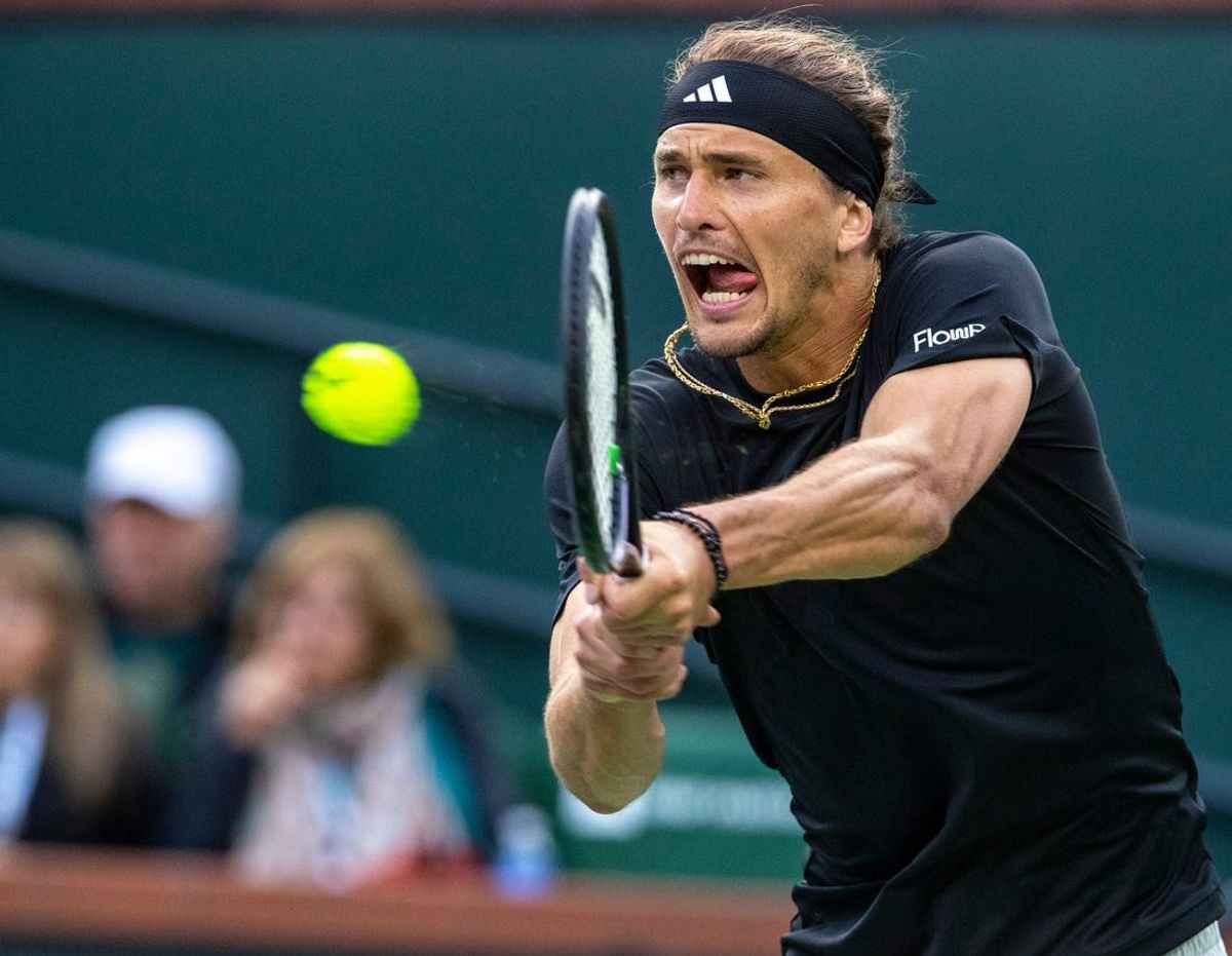 Alexander Zverev hits back to Carlos Alcaraz during the quarterfinals of BNP Paribas Open in Indian Wells, Calif., Thursday, March 14, 2024.