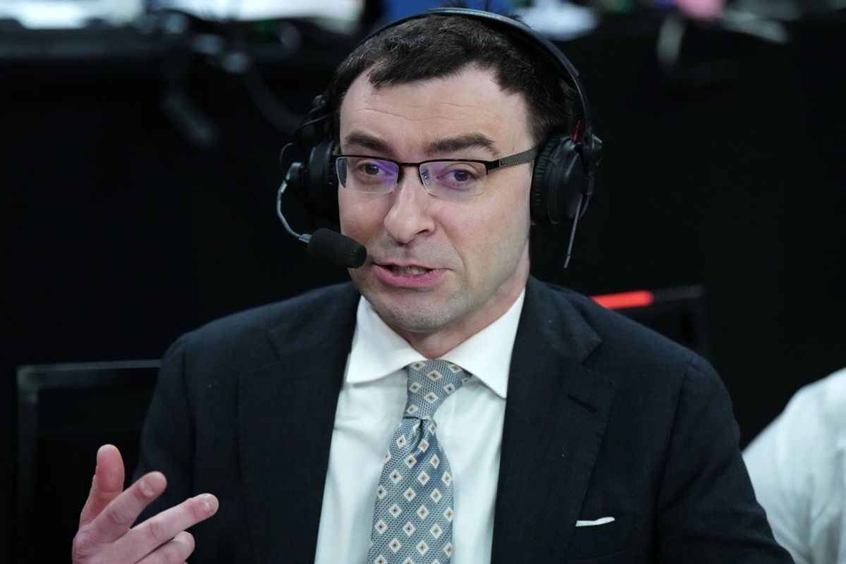 Mar 15, 2024; Las Vegas, NV, USA; FS1 announcer Jason Benetti during the game between the Colorado Buffaloes and the Washington State Cougars at T-Mobile Arena. Mandatory Credit: Kirby Lee-Imagn Images