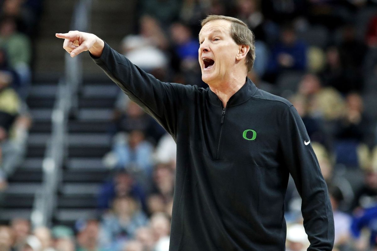 Mar 21, 2024; Pittsburgh, PA, USA; Oregon Ducks head coach Dana Altman calls out to his team during the second half of the game against the South Carolina Gamecocks in the first round of the 2024 NCAA Tournament at PPG Paints Arena. Mandatory Credit: Charles LeClaire-Imagn Images