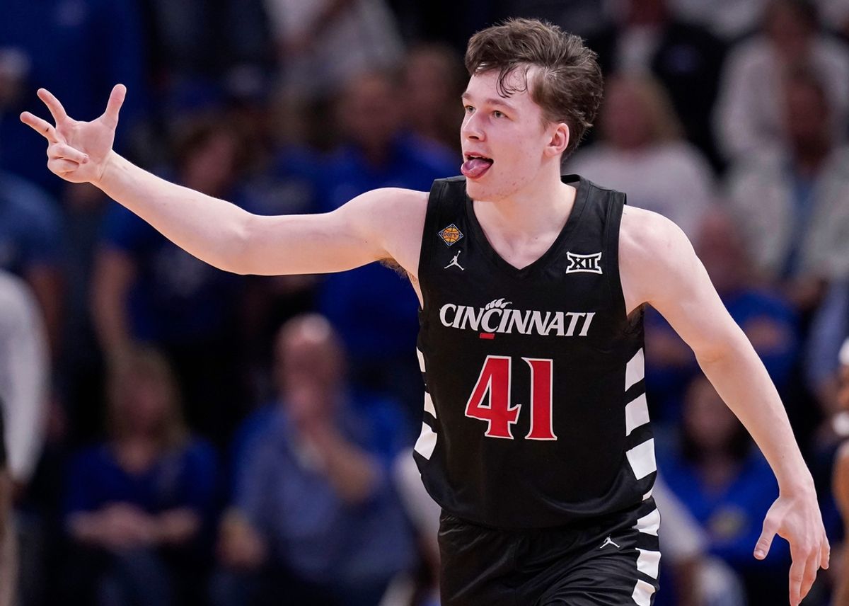 Cincinnati Bearcats guard Simas Lukosius (41) reacts after scoring a three-point basket Tuesday, March 26, 2024, during the quarterfinals of the NIT at the Hulman Center in Terre Haute. The Indiana State Sycamores defeated the Cincinnati Bearcats, 85-81.