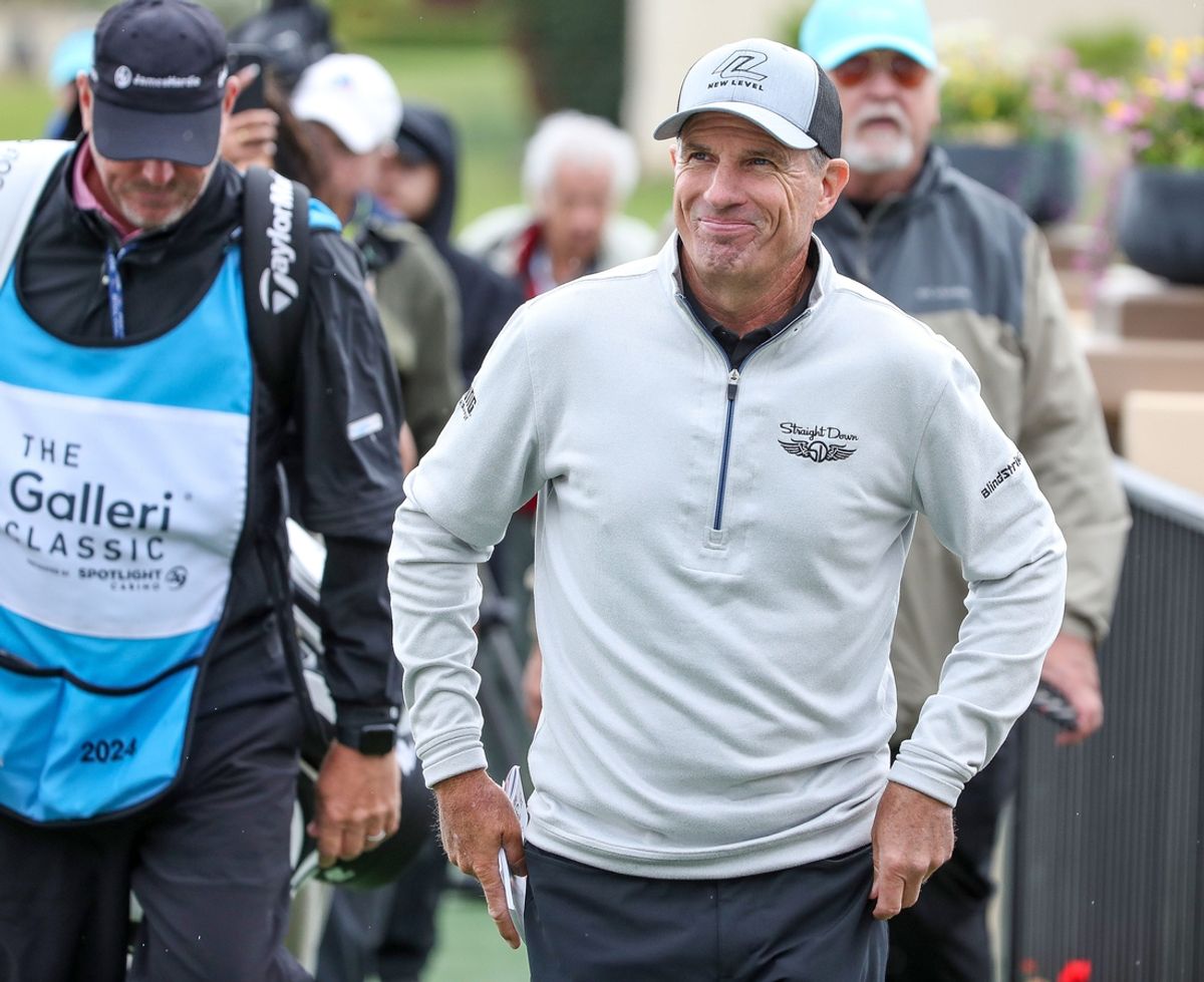 Steven Alker acknowledges the crowd after finishing the second round of the Galleri Classic at Mission Hills Country Club in Rancho Mirage, Calif., March 30, 2024.