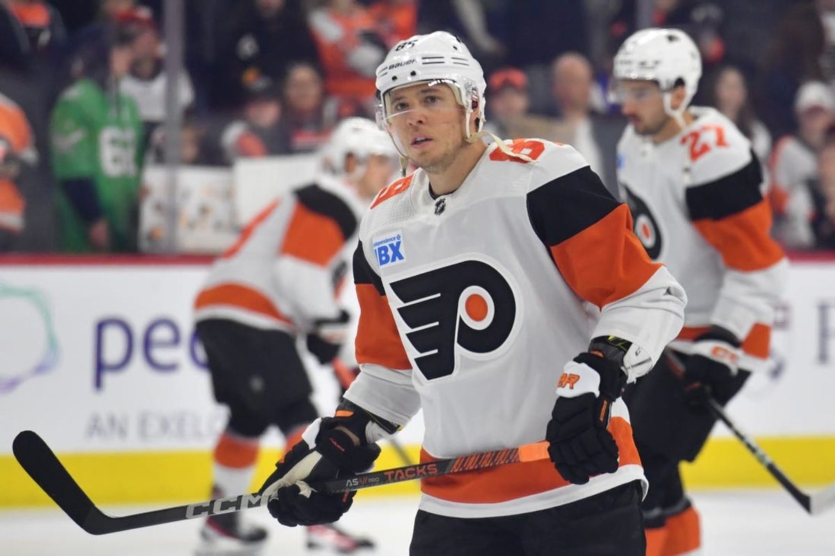 Apr 1, 2024; Philadelphia, Pennsylvania, USA; Philadelphia Flyers right wing Cam Atkinson (89) during pregame warmups against the New York Islanders at Wells Fargo Center. Mandatory Credit: Eric Hartline-USA TODAY Sports