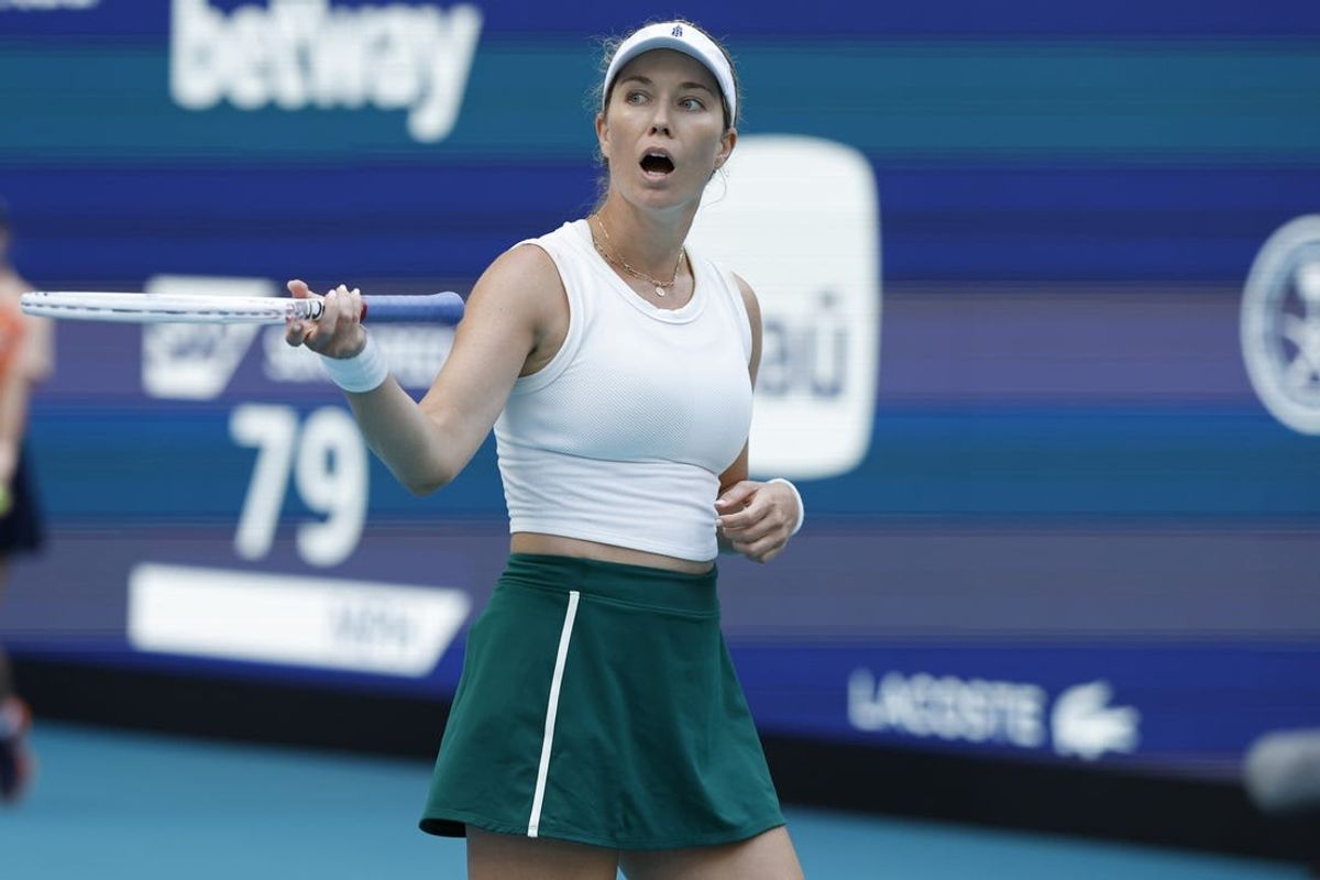 Mar 30, 2024; Miami Gardens, FL, USA; Danielle Collins (USA) gestures to her box after losing a point against Elena Rybakina (KAZ) (not pictured) in the women's singles final of the Miami Open at Hard Rock Stadium. Mandatory Credit: Geoff Burke-USA TODAY Sports