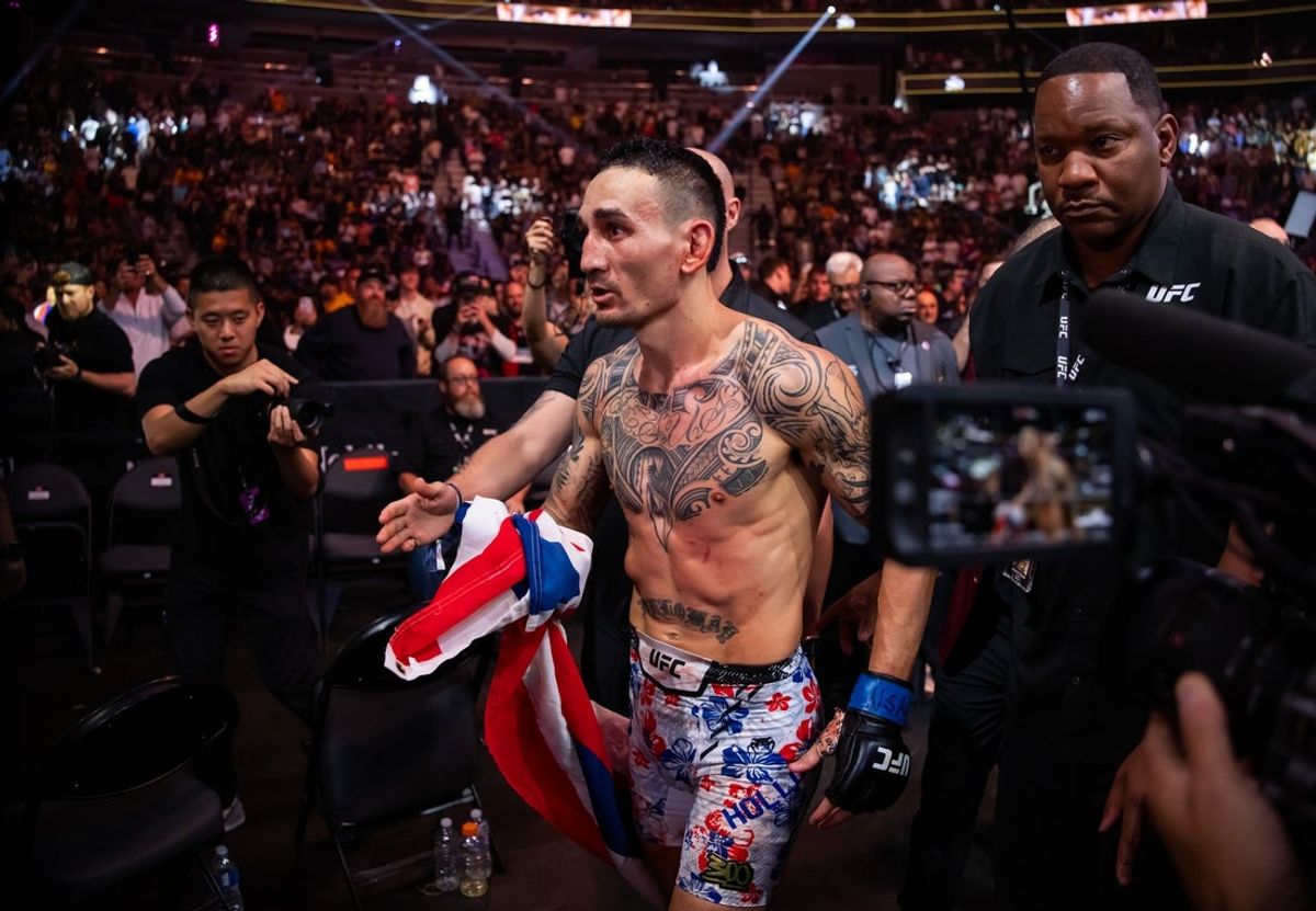 Apr 13, 2024; Las Vegas, Nevada, USA; Max Holloway during UFC 300 at T-Mobile Arena. Mandatory Credit: Mark J. Rebilas-Imagn Images