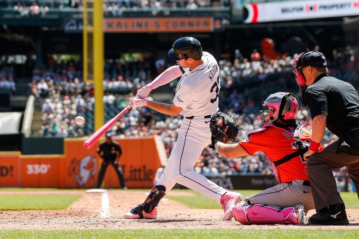 Detroit Tigers second base Colt Keith (33) bats against Houston Astros during the fifth inning at Comerica Park in Detroit on Sunday, May 12, 2024.