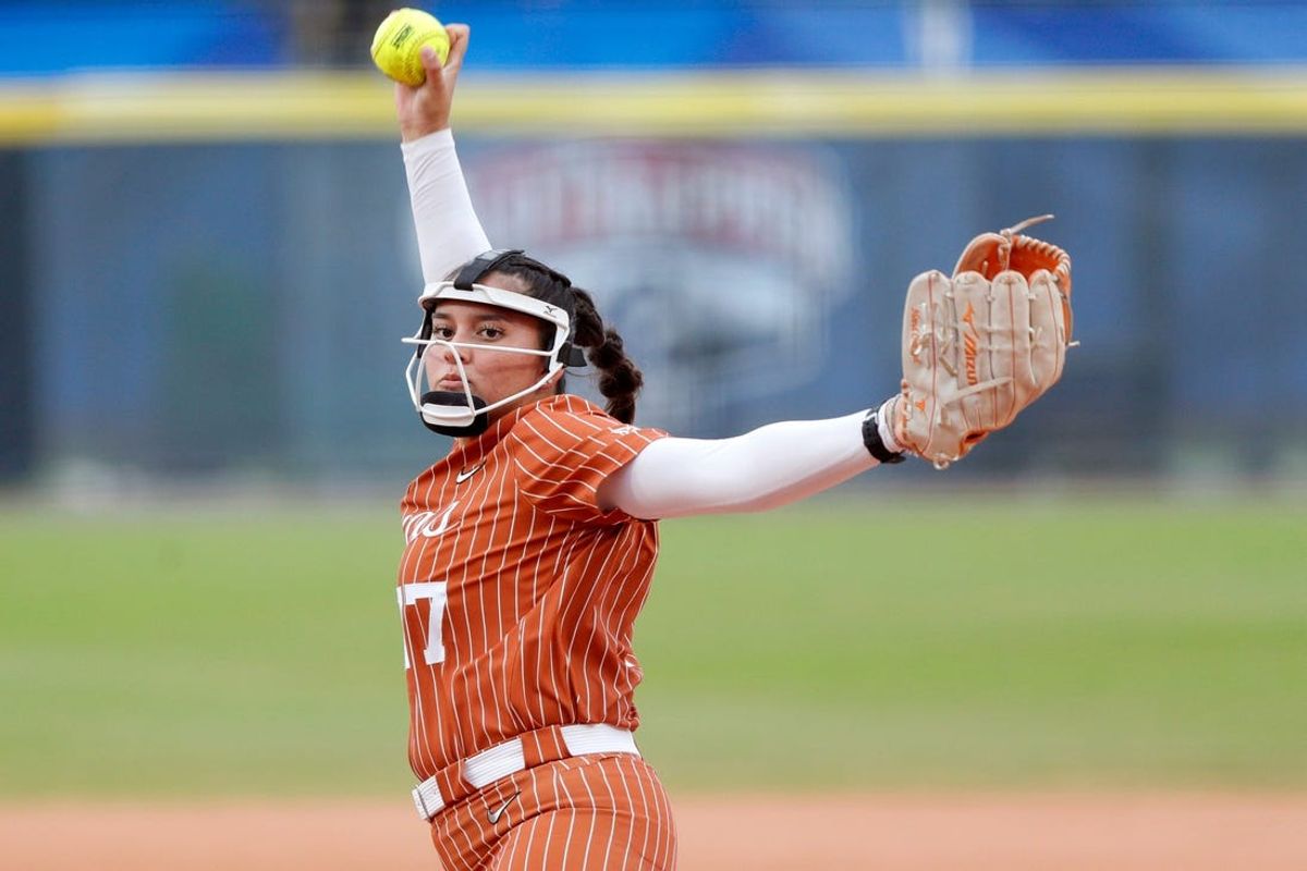 Texas' Teagan Kavan (17) pitches during the Big 12 softball tournament championship game between the University of Oklahoma Sooners (OU) and Texas Longhorns at Devon Park in Oklahoma City, Saturday, May 11, 2024. Oklahoma won 5-1.