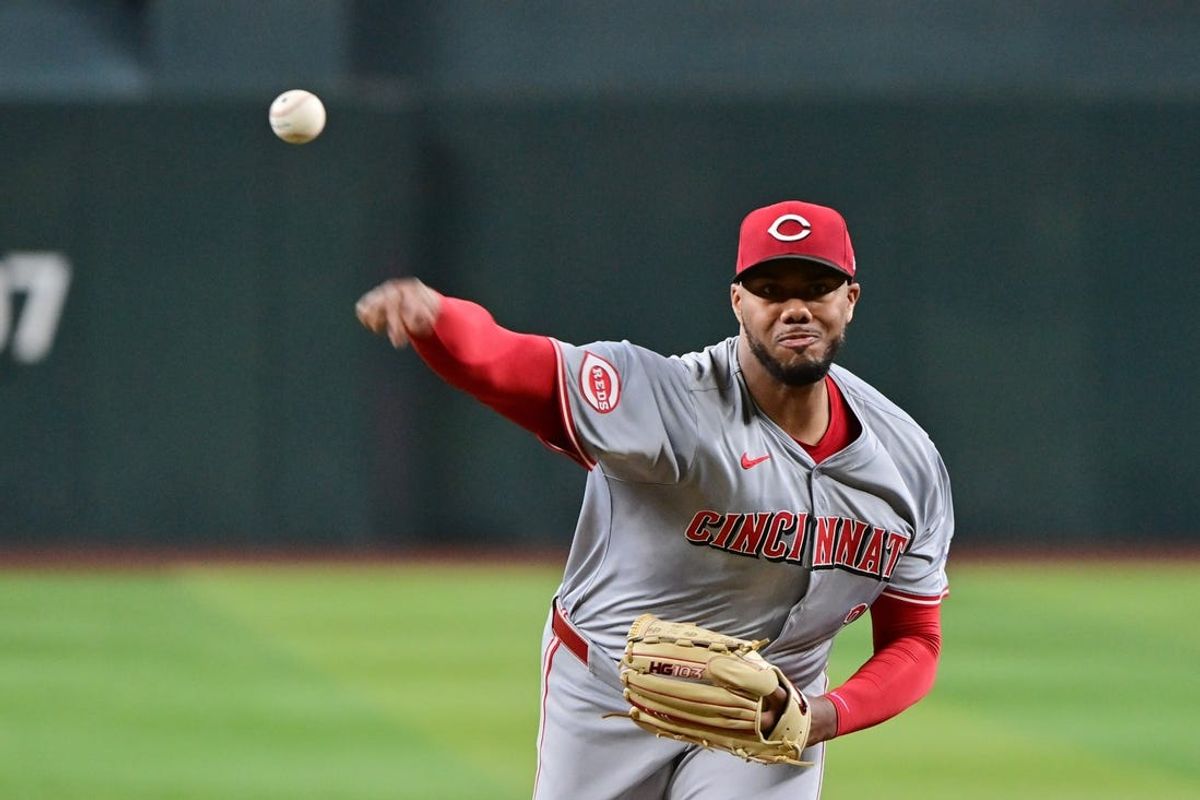 May 14, 2024; Phoenix, Arizona, USA; Cincinnati Reds pitcher Hunter Greene (21) pitches in the first inning against the Arizona Diamondbacks at Chase Field. Mandatory Credit: Matt Kartozian-USA TODAY Sports