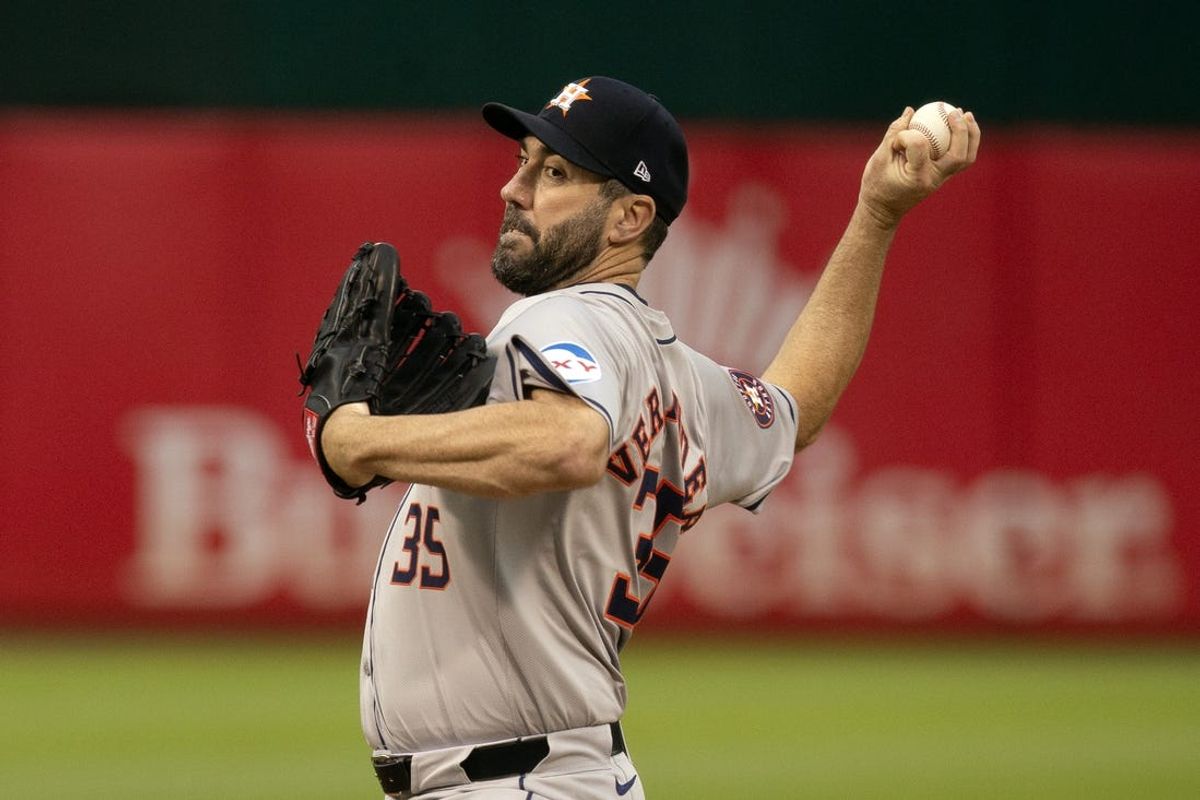 May 24, 2024; Oakland, California, USA; Houston Astros starting pitcher Justin Verlander (35) during the first inning at Oakland-Alameda County Coliseum. Mandatory Credit: D. Ross Cameron-USA TODAY Sports