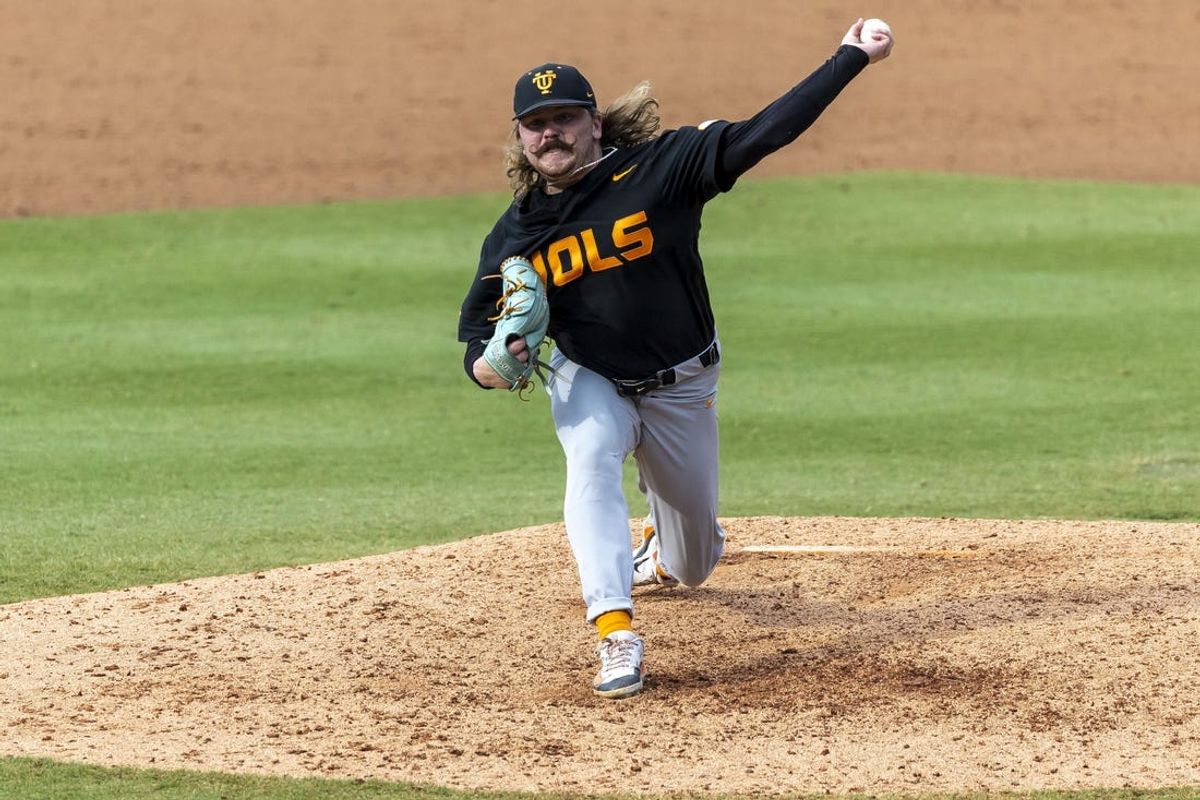 May 26, 2024; Hoover, AL, USA; Tennessee Volunteers pitcher Kirby Connell (35) pitches against the LSU Tigers during the championship game between Tennessee and LSU at the SEC Baseball Tournament at Hoover Metropolitan Stadium. Mandatory Credit: Vasha Hunt-USA TODAY Sports