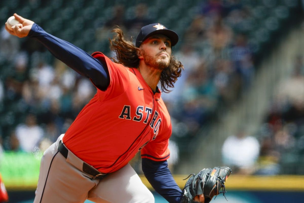 May 30, 2024; Seattle, Washington, USA; Houston Astros starting pitcher Spencer Arrighetti (41) throws against the Seattle Mariners during the first inning at T-Mobile Park. Mandatory Credit: Joe Nicholson-USA TODAY Sports