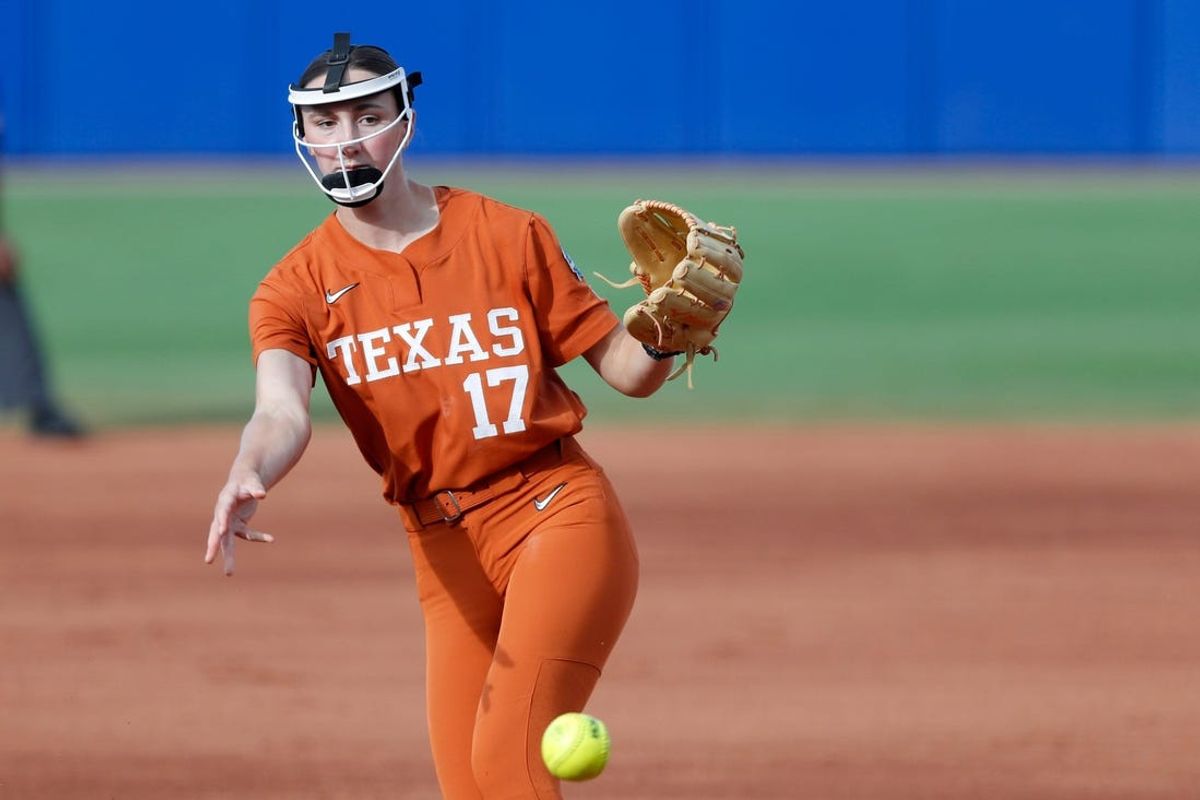 Texas' Teagan Kavan (17) pitches during a Women's College World Series softball game between the Texas Longhorns and the Stanford Cardinal at Devon Park in Oklahoma City, Thursday, May 30, 2024. Texas won 4-0.