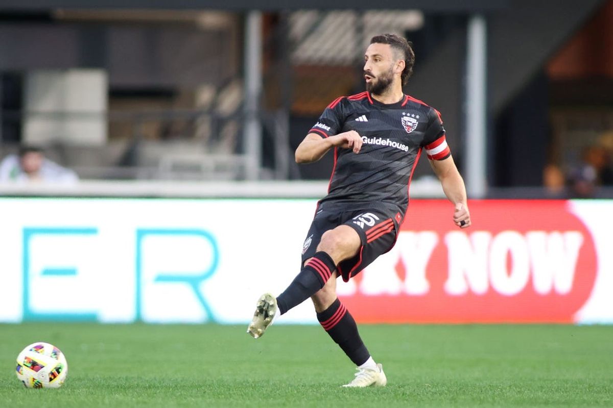 Jun 1, 2024; Washington, District of Columbia, USA; D.C. United defender Steven Birnbaum (15) controls the ball against Toronto FC in the first half at Audi Field. Mandatory Credit: Daniel Kucin Jr.-USA TODAY Sports