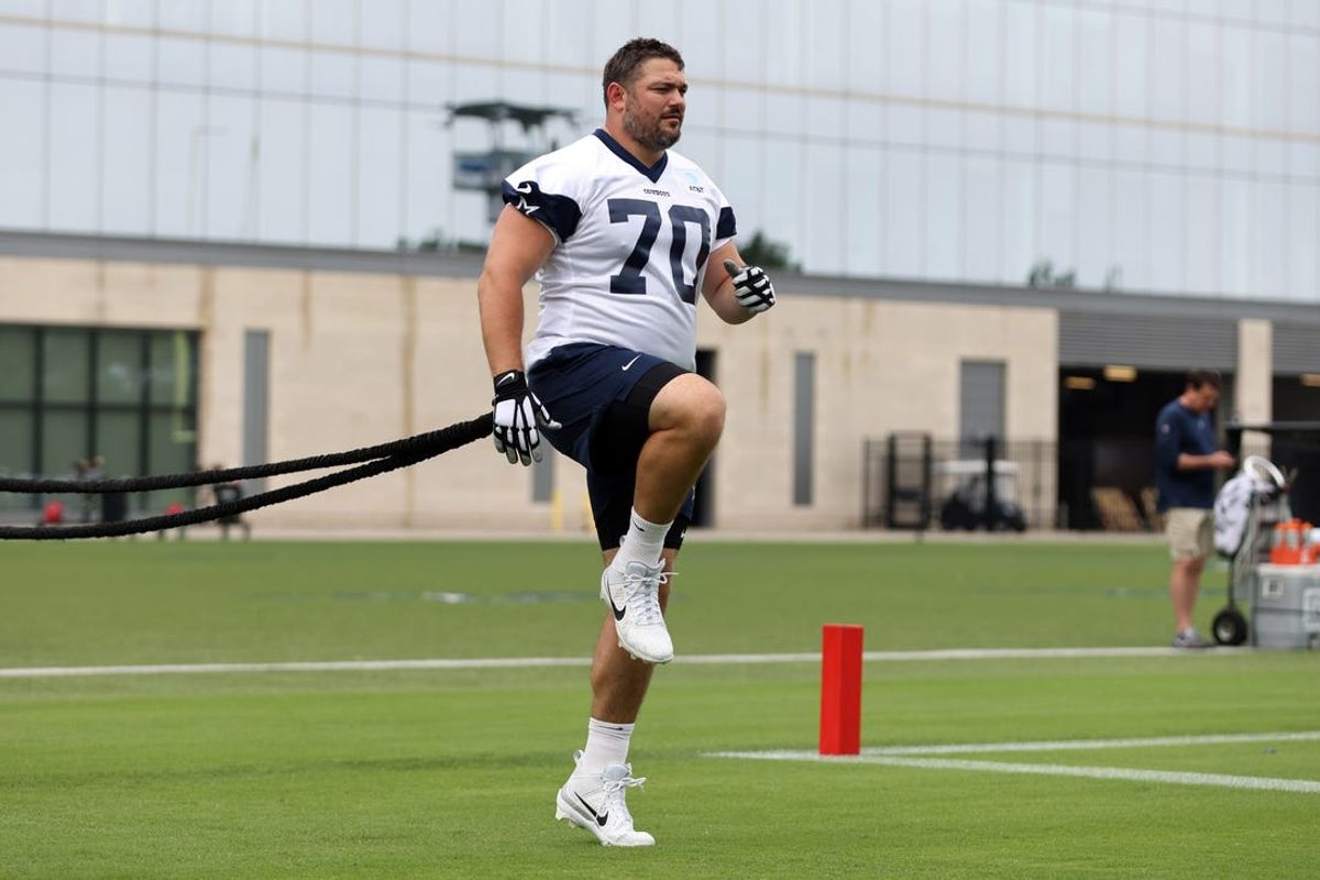 Jun 4, 2024; Frisco, TX, USA; Dallas Cowboys guard Zack Martin (70) runs through a drill during practice at the Ford Center at the Star Training Facility in Frisco, Texas. Mandatory Credit: Tim Heitman-USA TODAY Sports