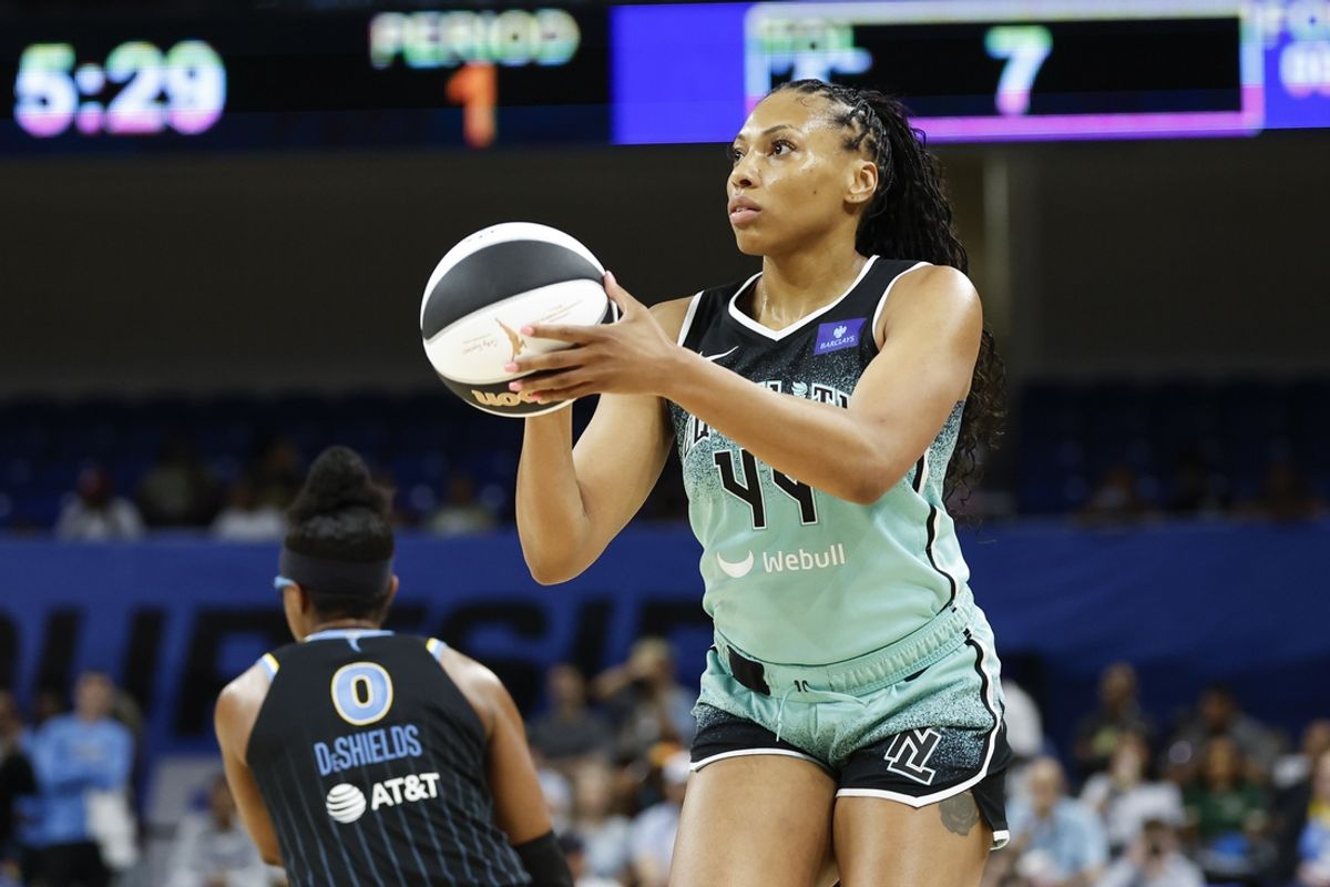 Jun 4, 2024; Chicago, Illinois, USA; New York Liberty forward Betnijah Laney-Hamilton (44) shoots against the Chicago Sky during the first half of a WNBA game at Wintrust Arena. Mandatory Credit: Kamil Krzaczynski-Imagn Images