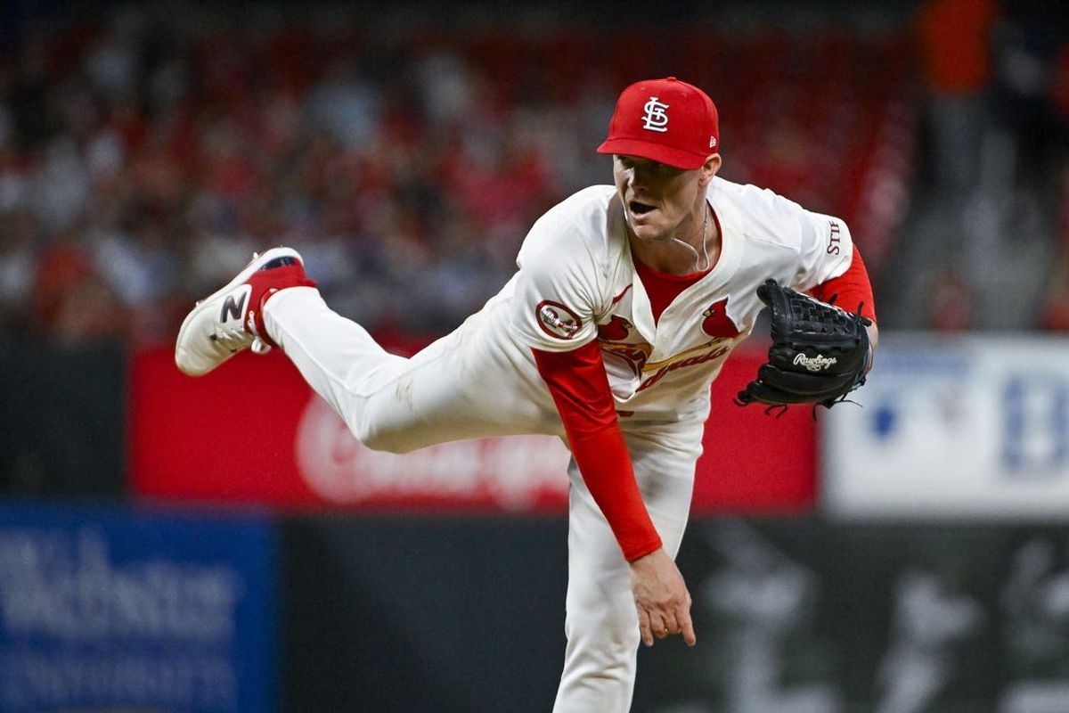 Jun 12, 2024; St. Louis, Missouri, USA;  St. Louis Cardinals starting pitcher Sonny Gray (54) pitches against the Pittsburgh Pirates during the seventh inning at Busch Stadium. Mandatory Credit: Jeff Curry-USA TODAY Sports