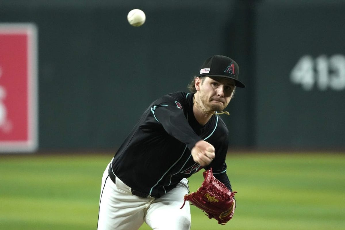 Jun 14, 2024; Phoenix, Arizona, USA; Arizona Diamondbacks pitcher Ryne Nelson (19) throws against the Chicago White Sox in the first inning at Chase Field. Mandatory Credit: Rick Scuteri-USA TODAY Sports