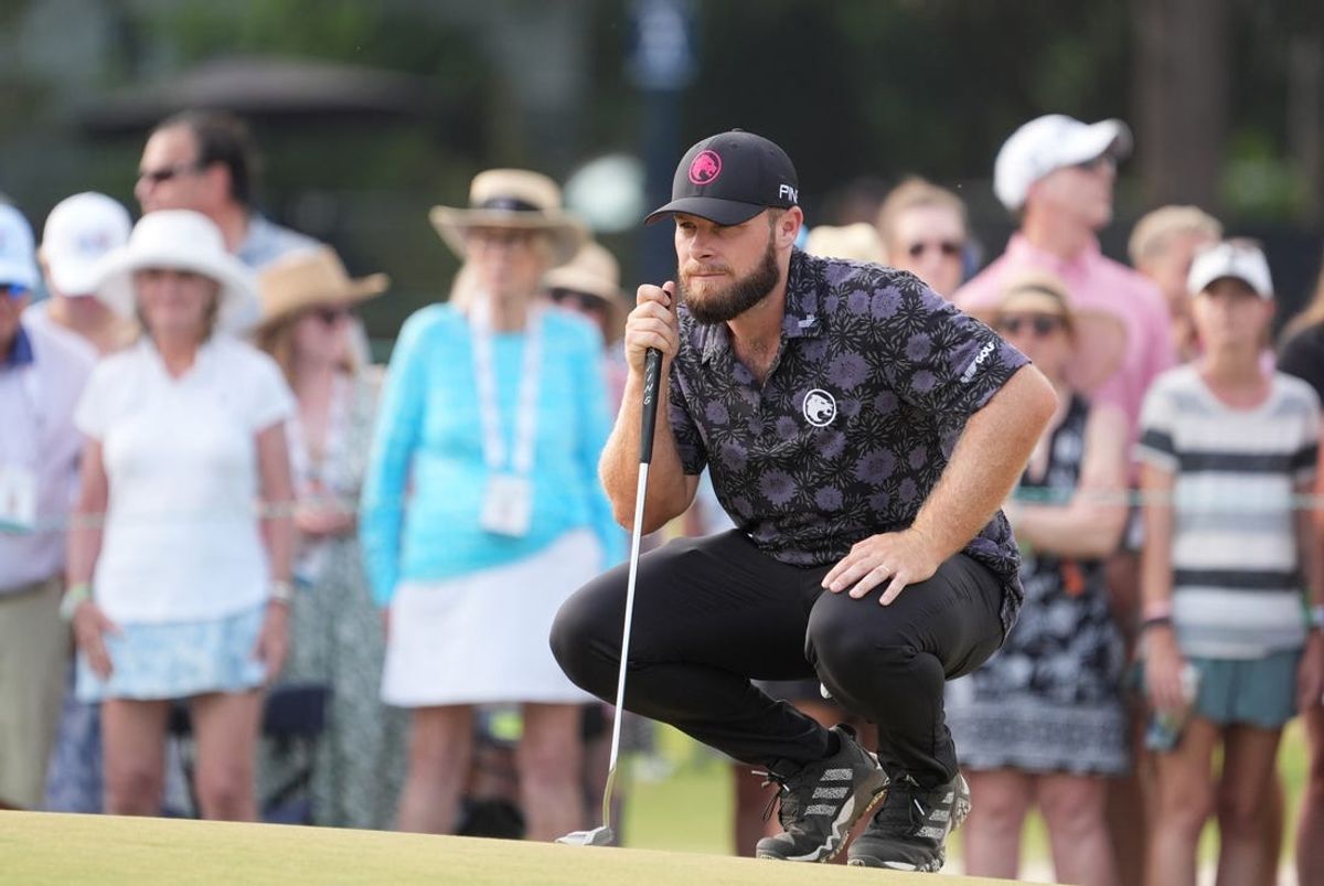 Jun 16, 2024; Pinehurst, North Carolina, USA; Tyrrell Hatton prepares to putt on the eighteenth green during the final round of the U.S. Open golf tournament. Mandatory Credit: John David Mercer-USA TODAY Sports