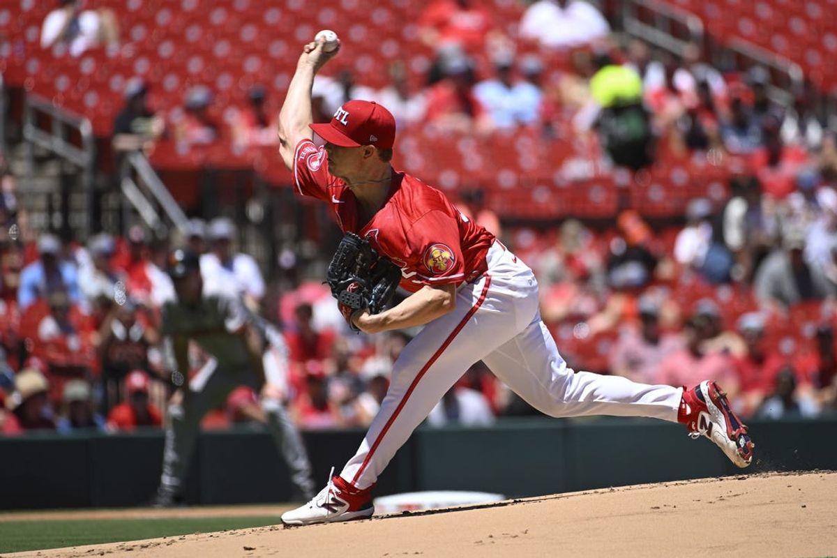 Jun 23, 2024; St. Louis, Missouri, USA; St. Louis Cardinals starting pitcher Sonny Gray (54) pitches against the San Francisco Giants in the first inning at Busch Stadium. Mandatory Credit: Joe Puetz-USA TODAY Sports