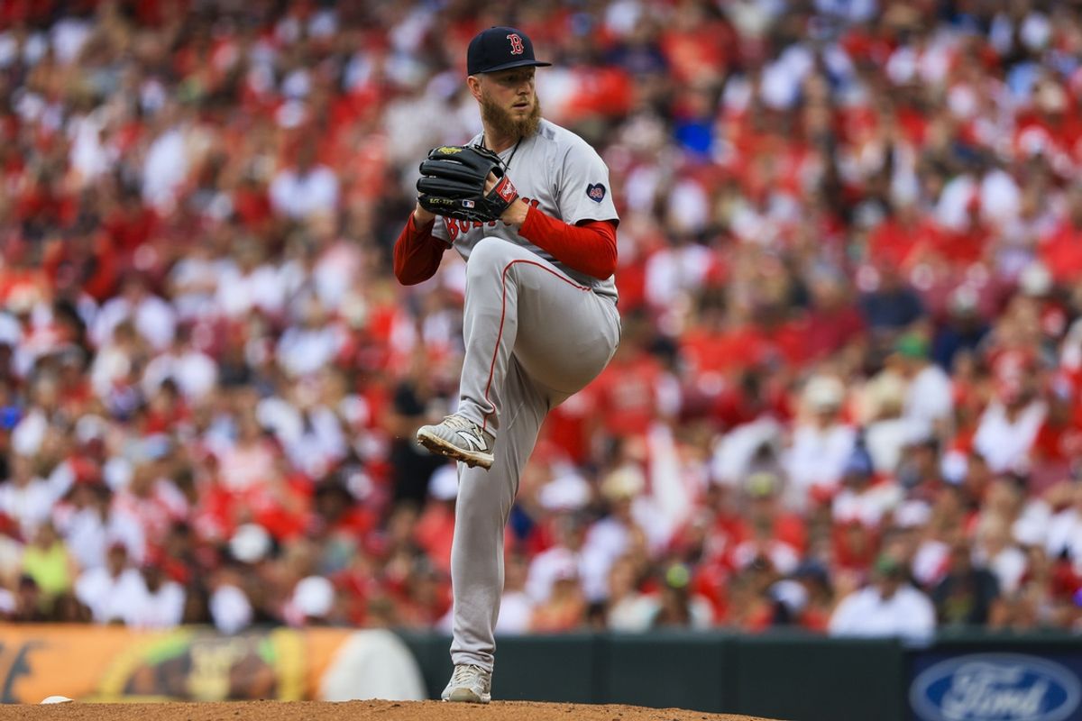 Jun 23, 2024; Cincinnati, Ohio, USA; Boston Red Sox starting pitcher Zack Kelly (76) prepares to pitch in the first inning against the Cincinnati Reds at Great American Ball Park. Mandatory Credit: Katie Stratman-USA TODAY Sports