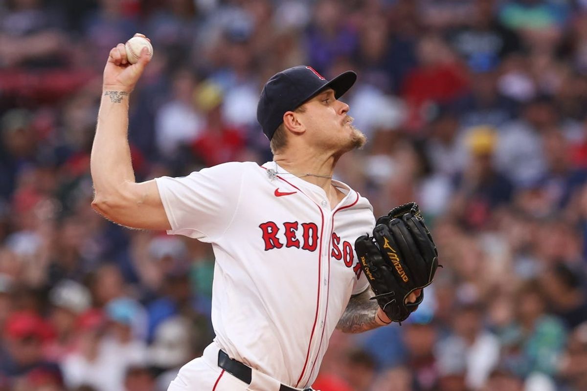Jun 24, 2024; Boston, Massachusetts, USA; Boston Red Sox starting pitcher Tanner Houck (89) throws a pitch during the second inning against the Toronto Blue Jays at Fenway Park. Mandatory Credit: Paul Rutherford-USA TODAY Sports