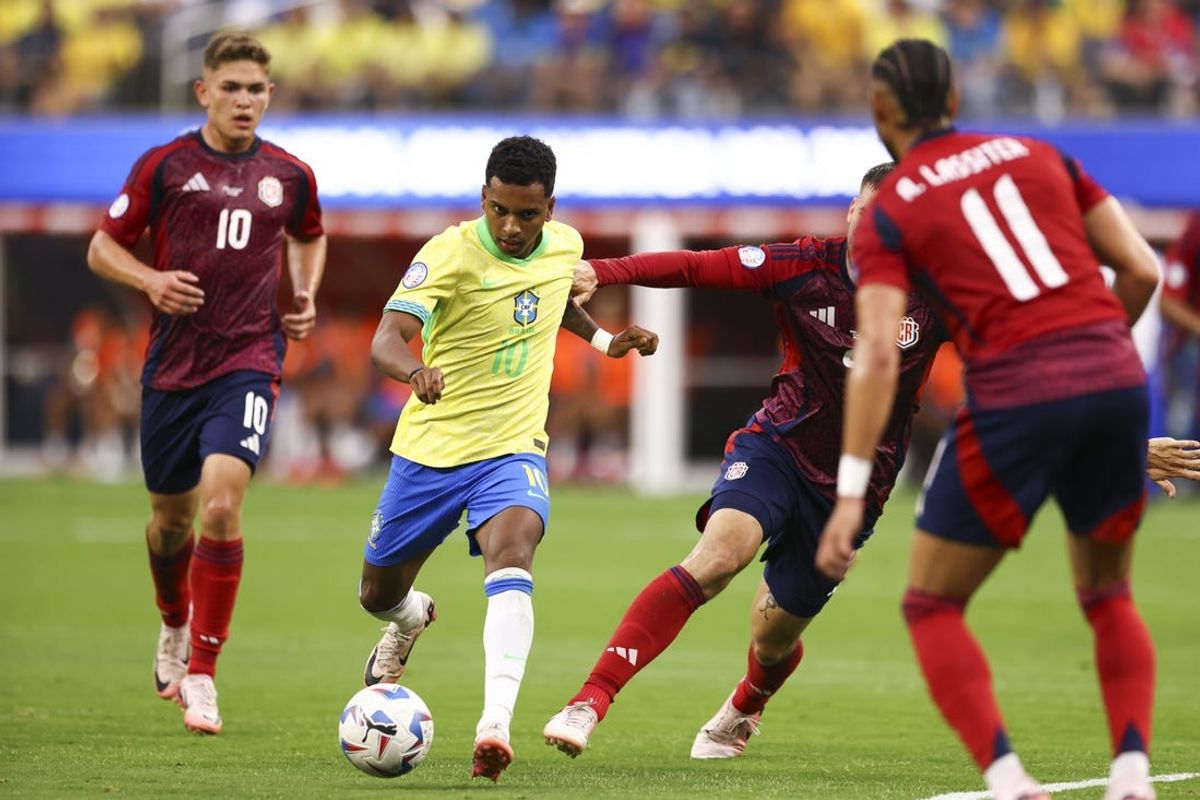 Jun 24, 2024; Inglewood, CA, USA; Brazil forward Rodrygo (10) dribbles against Costa Rica during the first half of a match at SoFi Stadium. Mandatory Credit: Jessica Alcheh-USA TODAY Sports
