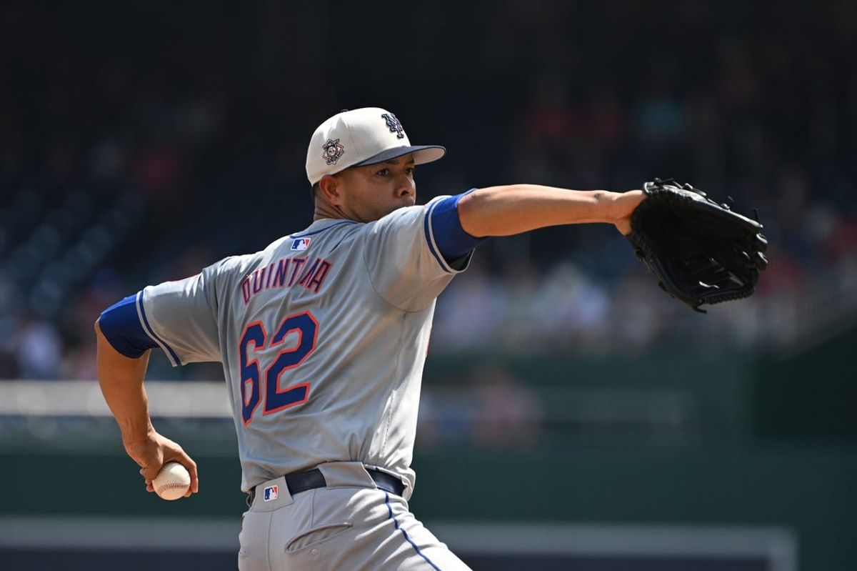 Jul 4, 2024; Washington, District of Columbia, USA; starting pitcher Jose Quintana (62) throws a pitch against the Washington Nationals during the first inning at Nationals Park. Mandatory Credit: Rafael Suanes-USA TODAY Sports
