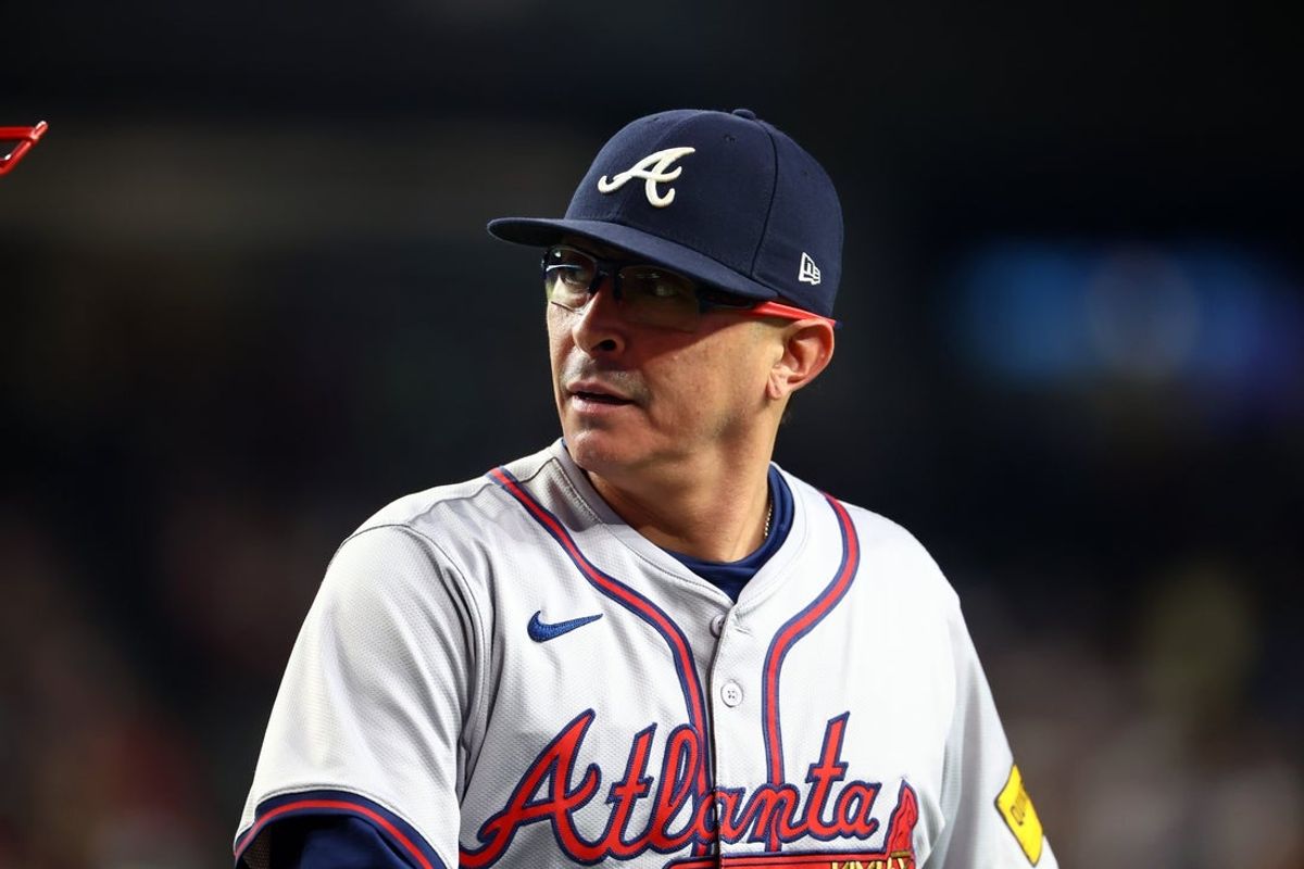 Jul 9, 2024; Phoenix, Arizona, USA; Atlanta Braves pitcher Jesse Chavez against the Arizona Diamondbacks at Chase Field. Mandatory Credit: Mark J. Rebilas-Imagn Images