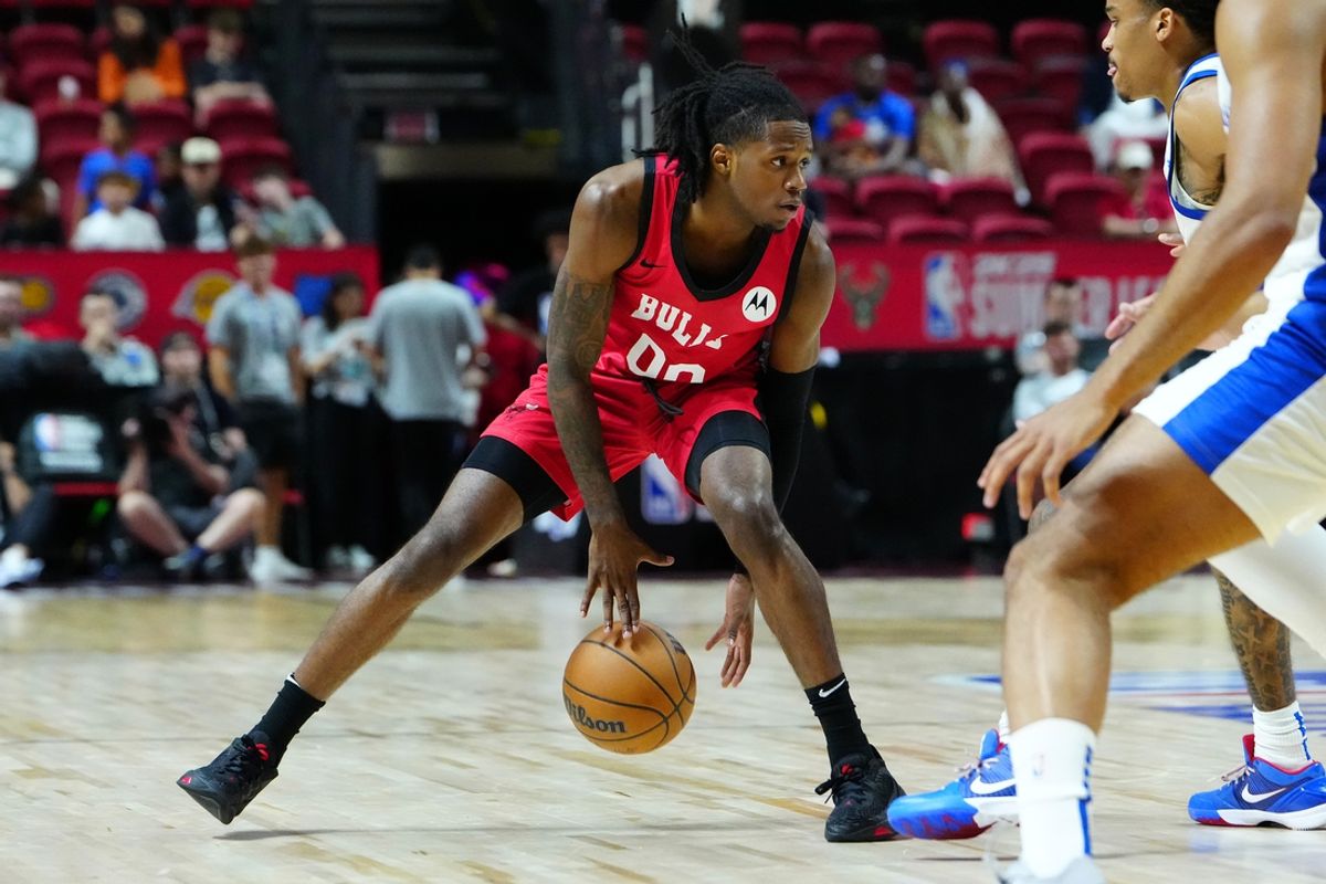 Jul 14, 2024; Las Vegas, NV, USA; Chicago Bulls guard DJ Steward (00) dribbles against the Golden State Warriors during the second quarter at Thomas & Mack Center. Mandatory Credit: Stephen R. Sylvanie-USA TODAY Sports