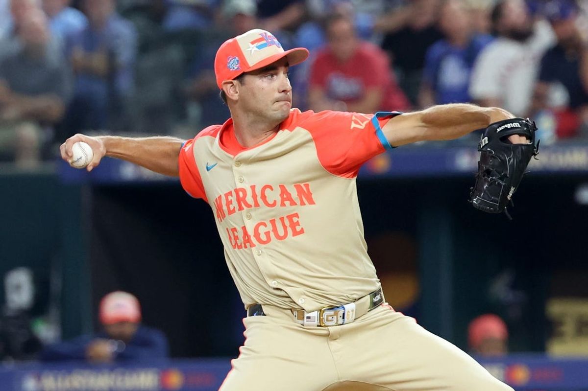 Jul 16, 2024; Arlington, Texas, USA; American League pitcher Seth Lugo of the Kansas City Royals (67) pitches in the seventh inning during the 2024 MLB All-Star game at Globe Life Field. Mandatory Credit: Kevin Jairaj-USA TODAY Sports