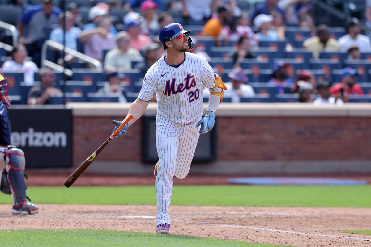 Jul 28, 2024; New York City, New York, USA; New York Mets first baseman Pete Alonso (20) watches his two run home run against the Atlanta Braves during the eighth inning at Citi Field. Mandatory Credit: Brad Penner-USA TODAY Sports
