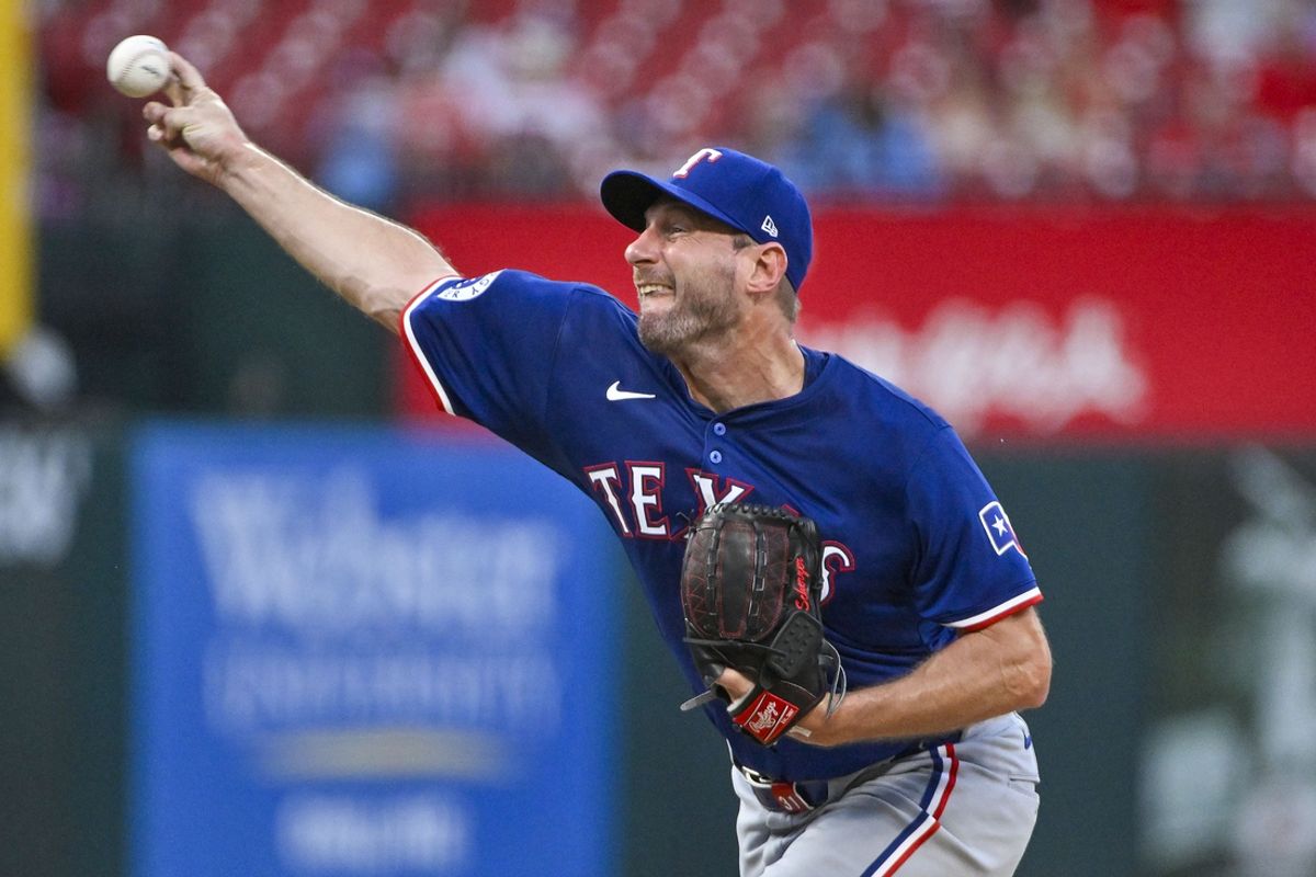 Jul 30, 2024; St. Louis, Missouri, USA;  Texas Rangers starting pitcher Max Scherzer (31) pitches against the St. Louis Cardinals during the second inning at Busch Stadium. Mandatory Credit: Jeff Curry-Imagn Images
