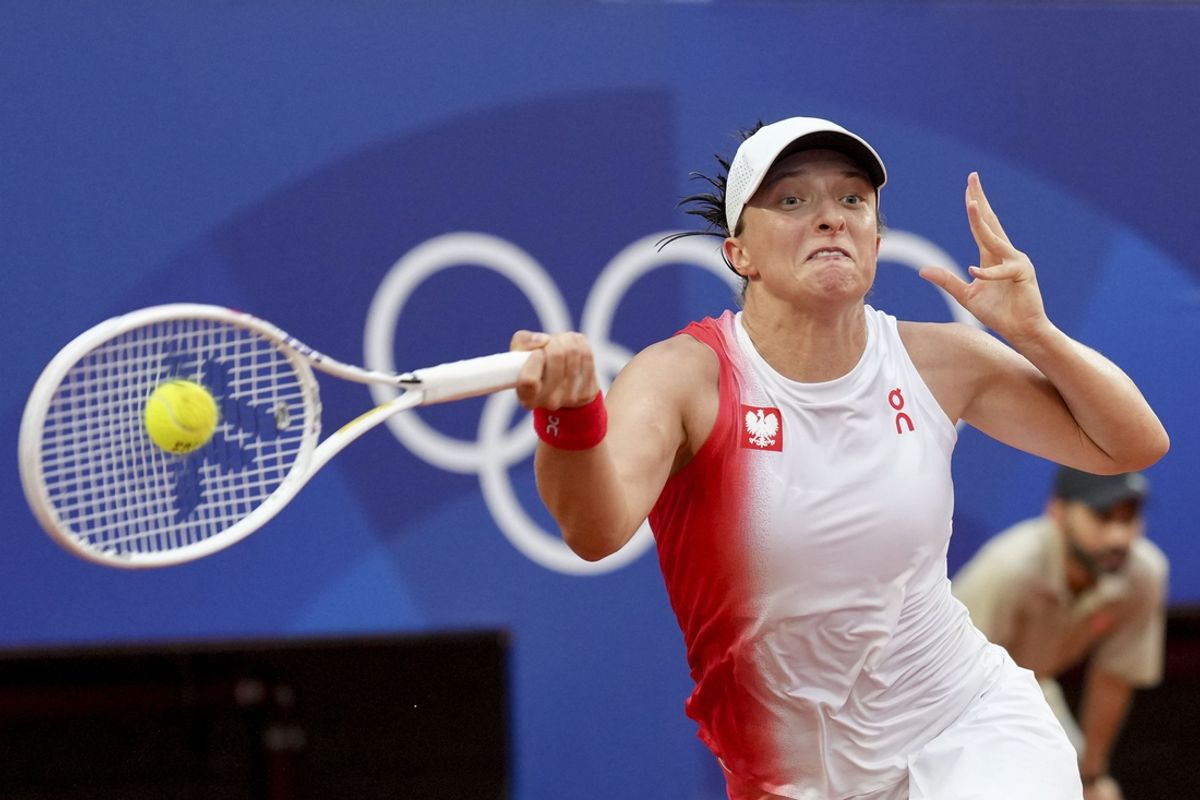 Jul 31, 2024; Paris, France; Iga Swiatek (Poland) during the Paris 2024 Olympic Summer Games at Stade Roland Garros. Mandatory Credit: Kirby Lee-USA TODAY Sports