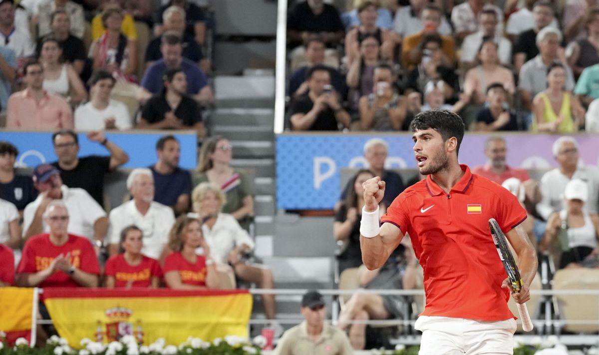 Jul 31, 2024; Paris, France; Carlos Alcaraz (Spain) during the Paris 2024 Olympic Summer Games at Stade Roland Garros. Mandatory Credit: Kirby Lee-USA TODAY Sports