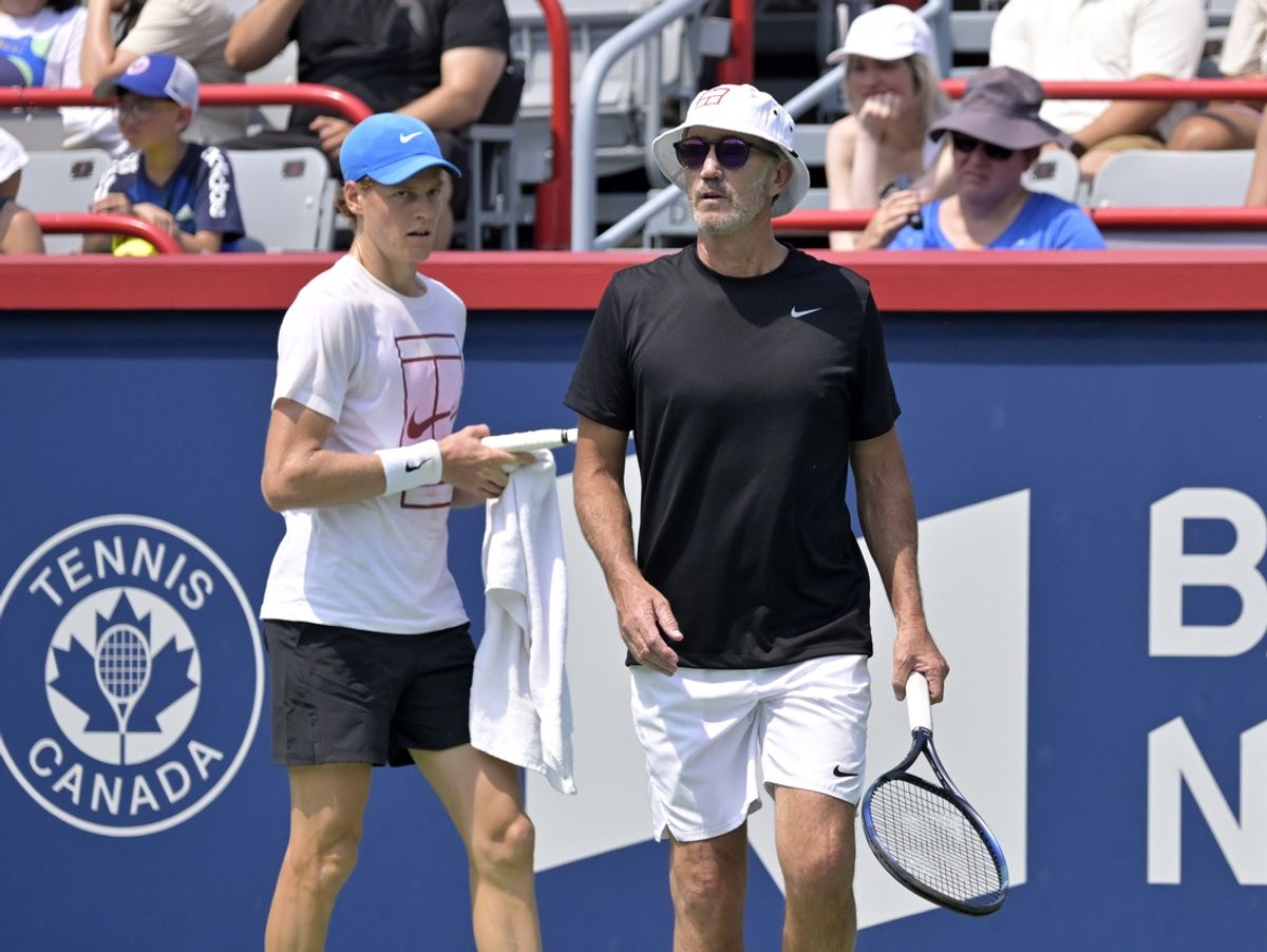 Aug 3, 2024; Montreal, Quebec, Canada; Jannik Sinner (ITA) (left) and coach Darren Cahill during practice at IGA Stadium. Mandatory Credit: Eric Bolte-Imagn Images