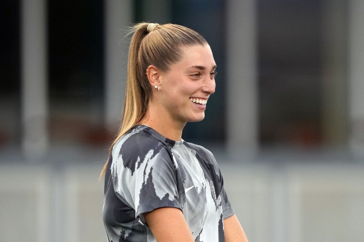 Aug 2, 2024; San Jose, CA, USA; Bay FC defender Jordan Brewster (16) before the game against Club America at PayPal Park. Mandatory Credit: Darren Yamashita-Imagn Images